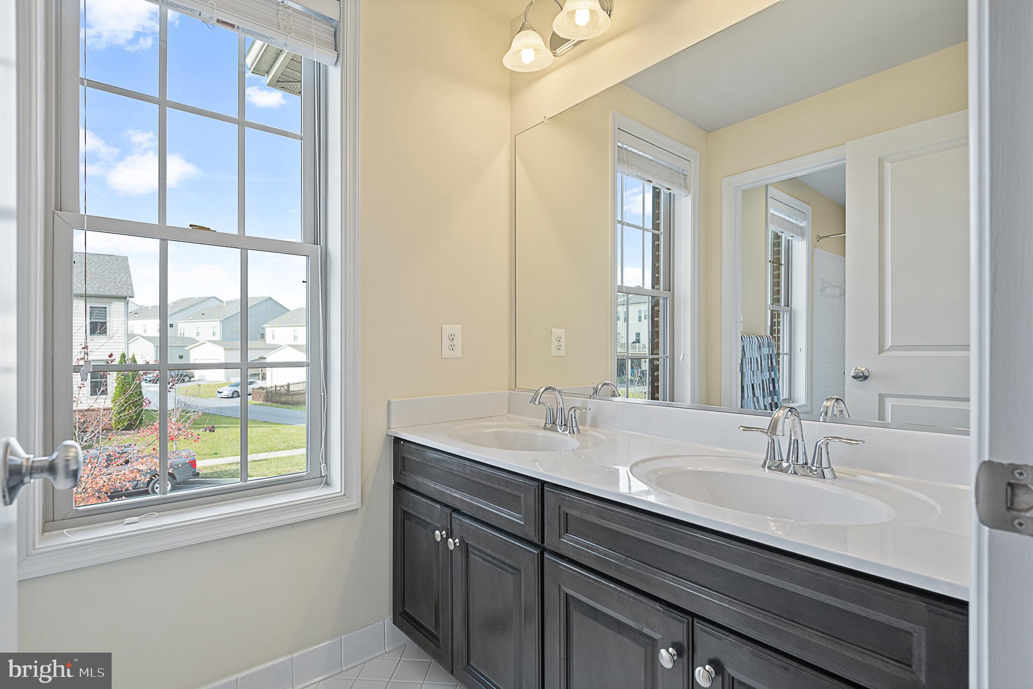 LANDSDALE - Residential