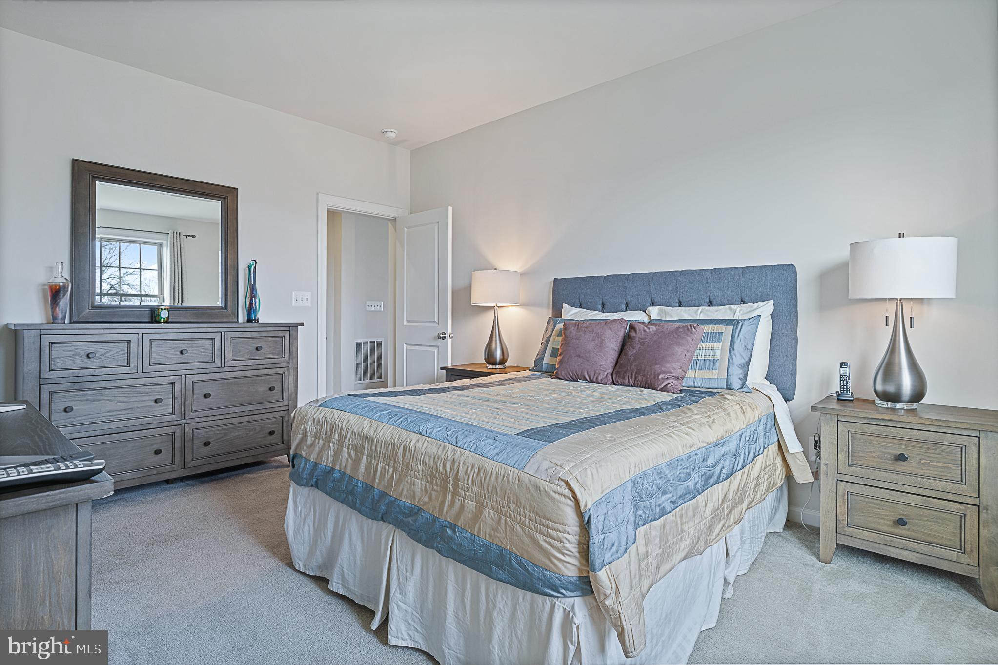 LANDSDALE - Residential