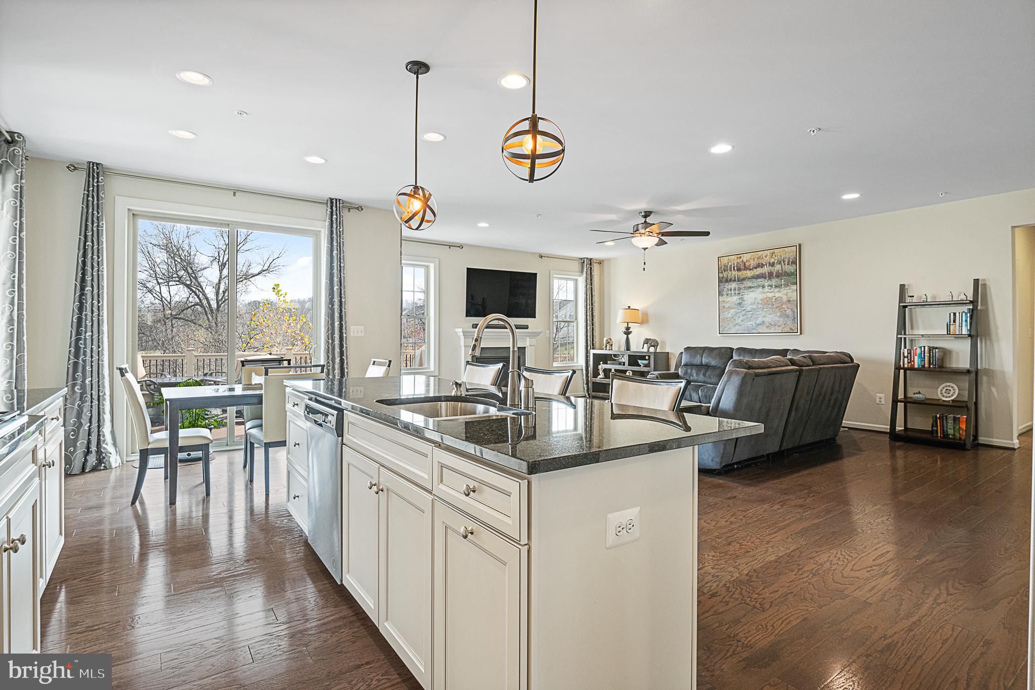 LANDSDALE - Residential