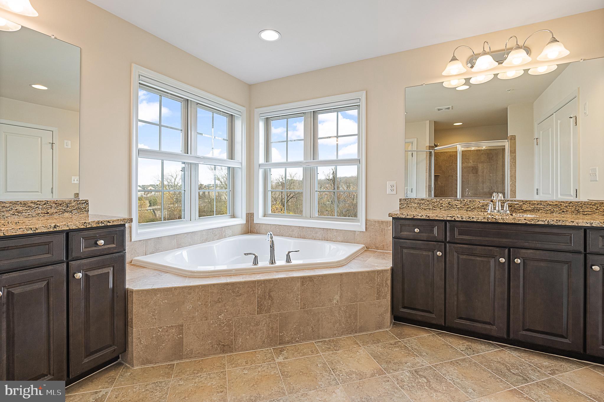 LANDSDALE - Residential