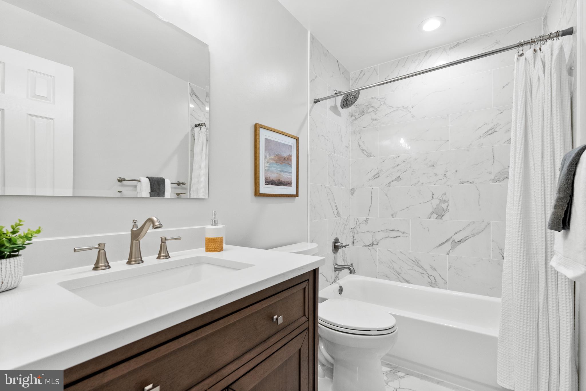 BURKE CENTRE - Residential