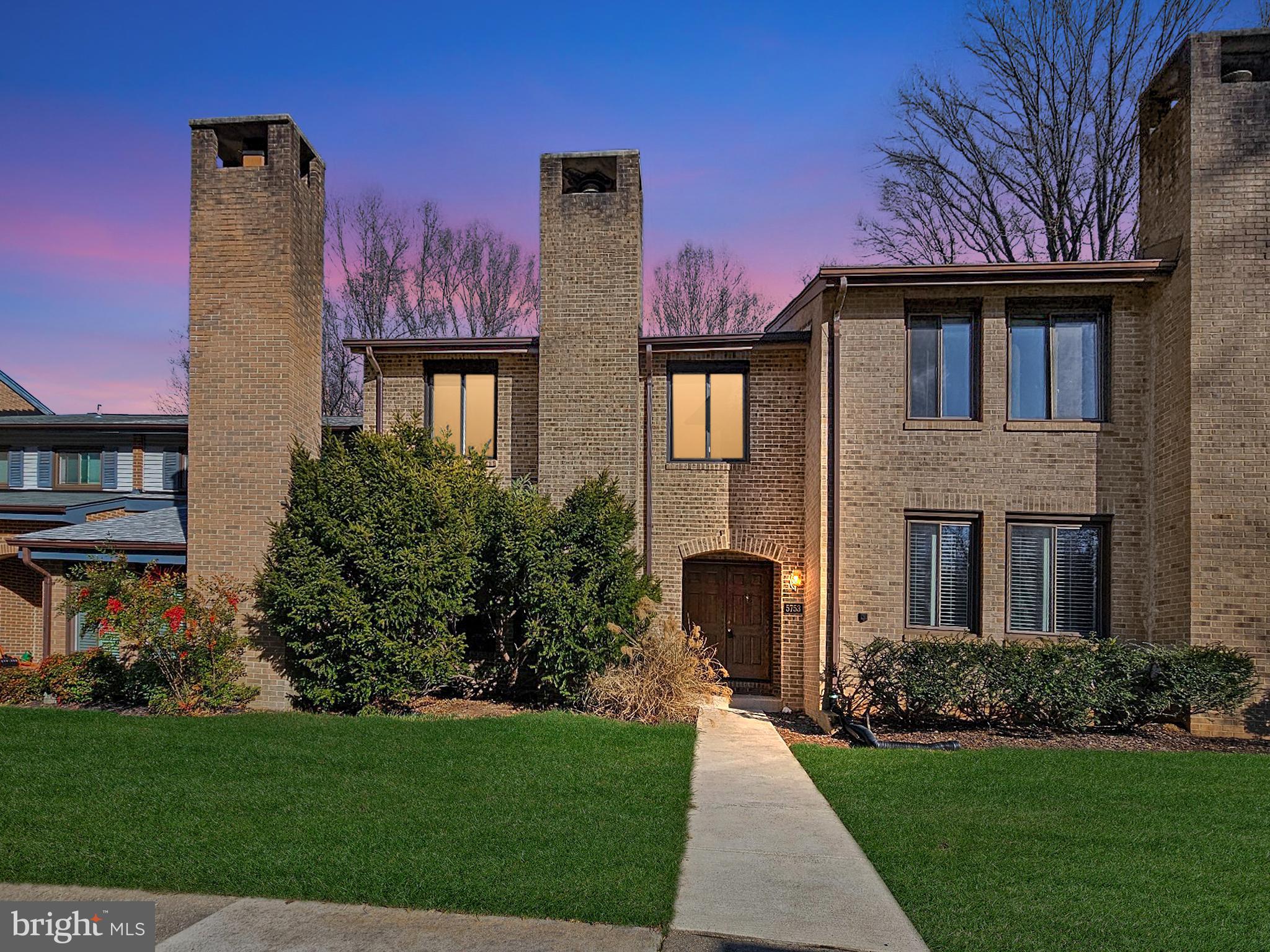 BURKE CENTRE - Residential