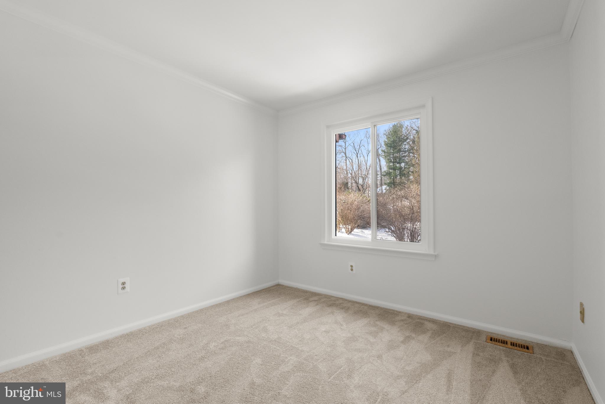 BURKE CENTRE - Residential