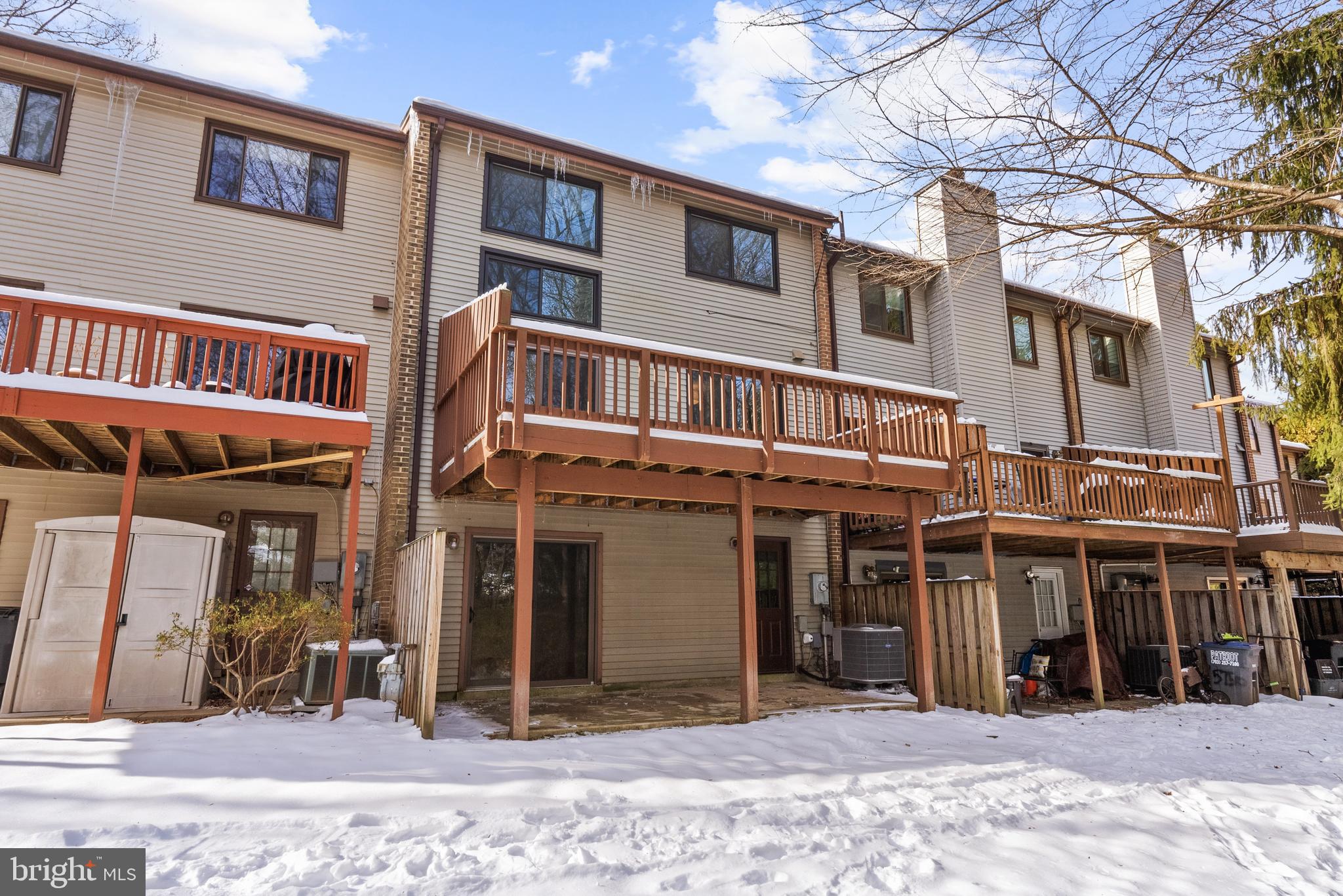 BURKE CENTRE - Residential