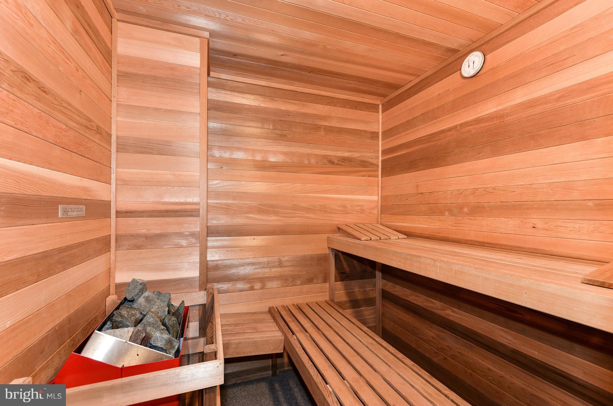 RIVER FALLS - Residential