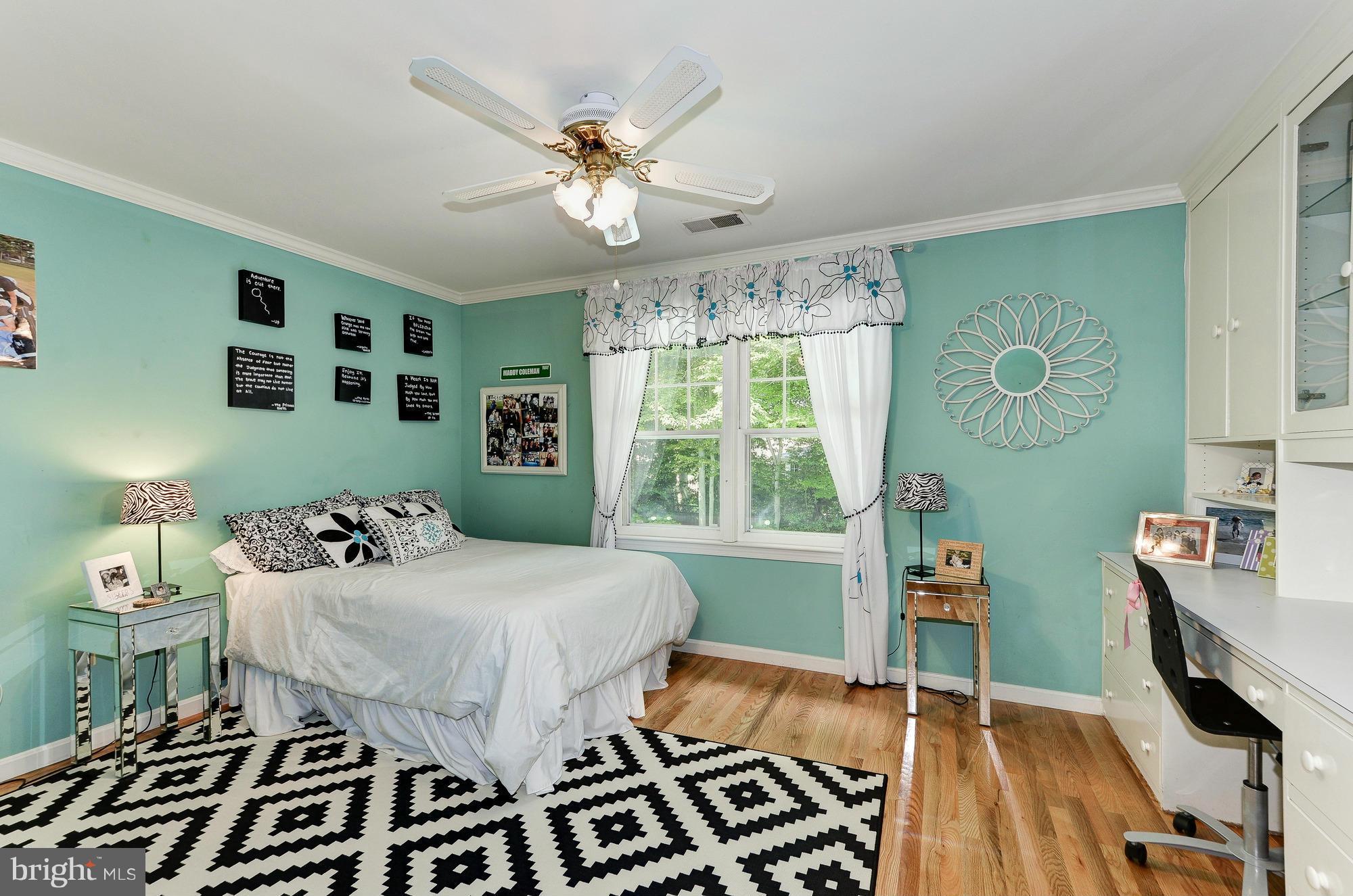 RIVER FALLS - Residential