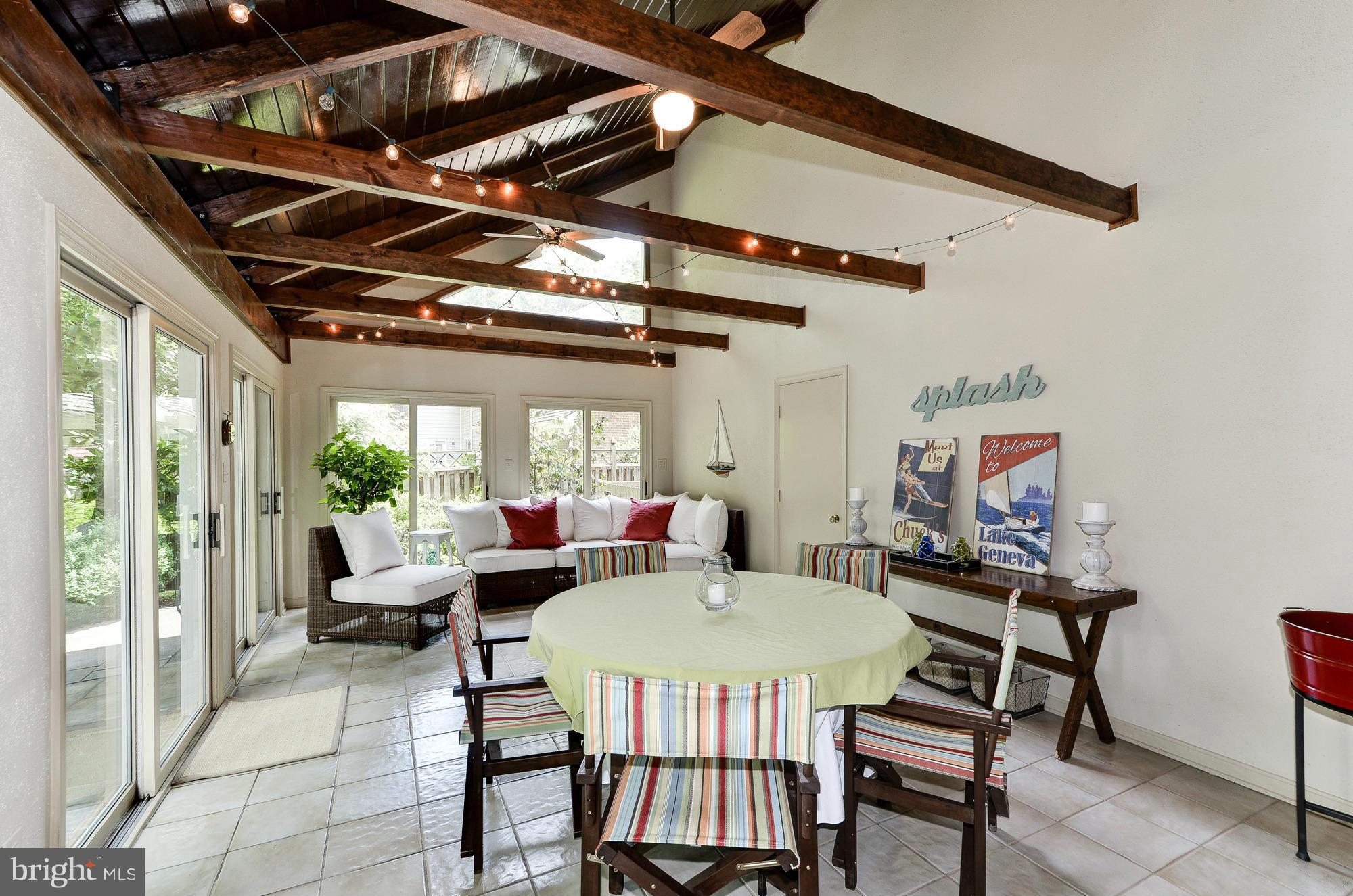 RIVER FALLS - Residential