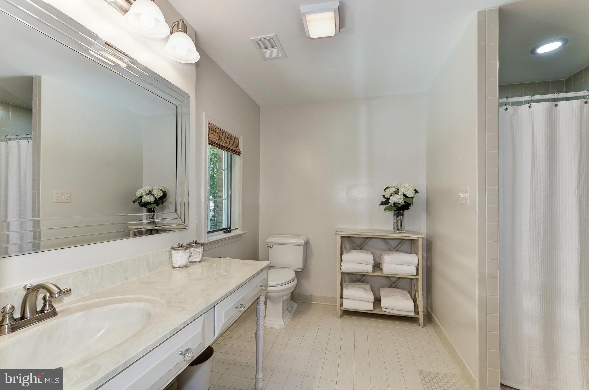 RIVER FALLS - Residential