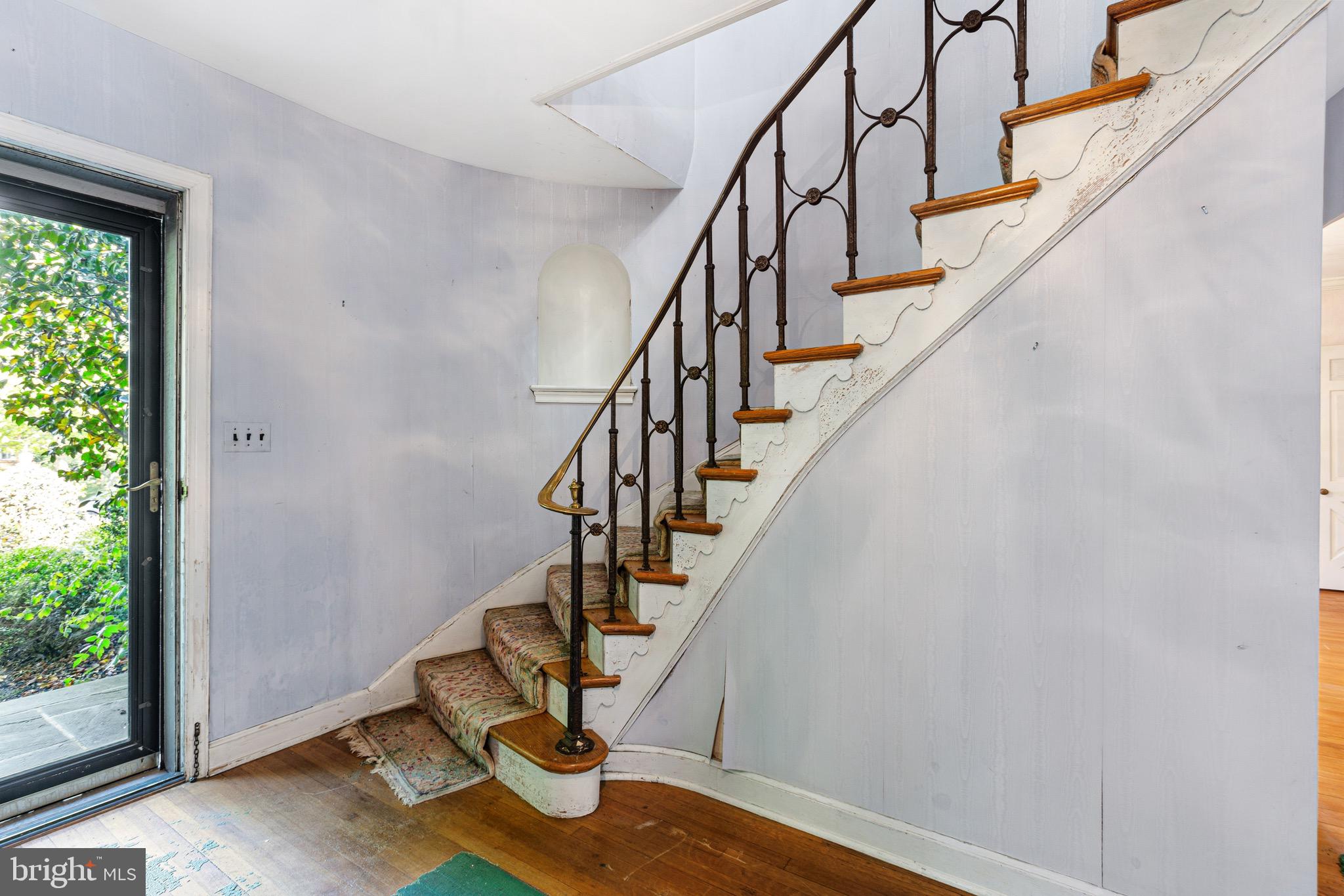 419 VIRGINIA AVE