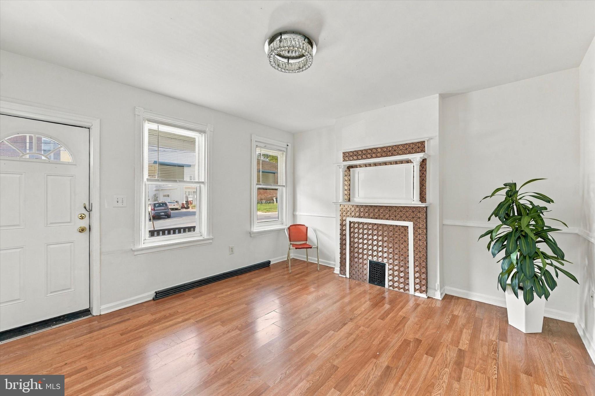 301 E 24TH STREET