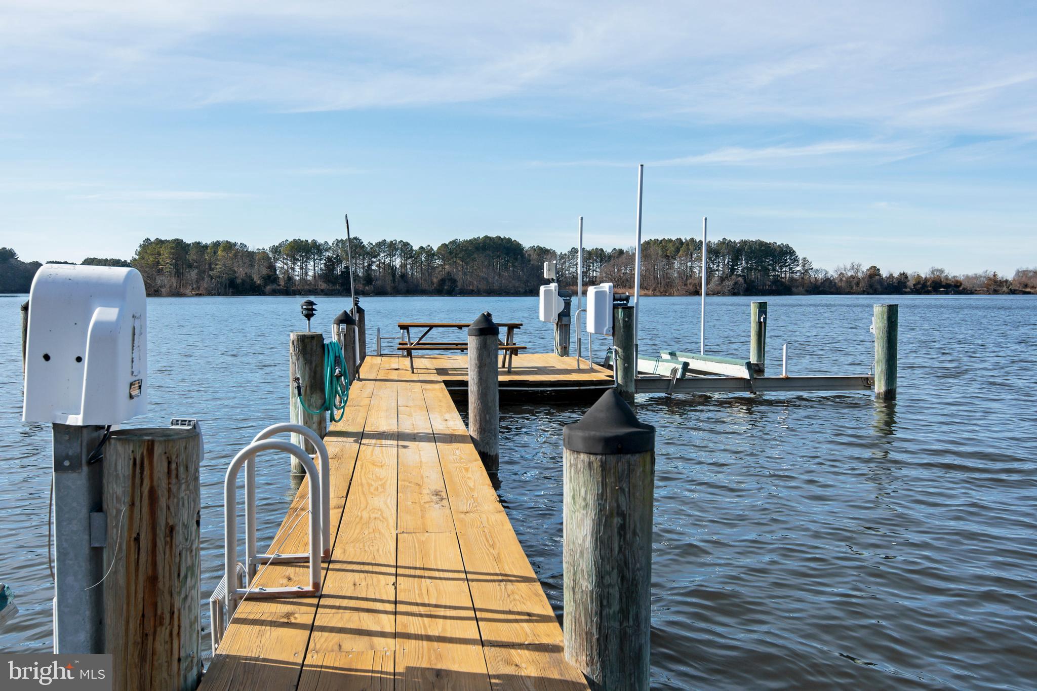 PRESQUILE - Residential