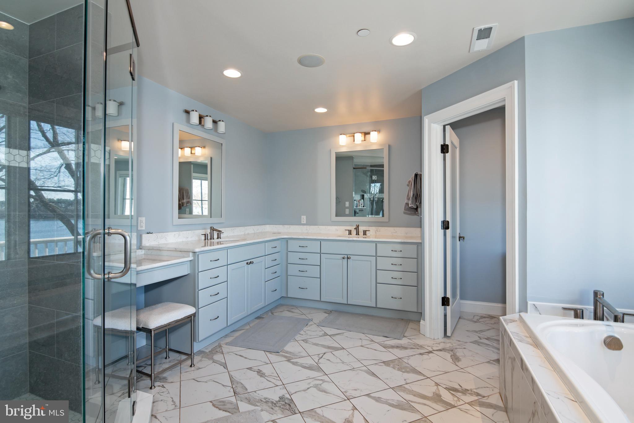 PRESQUILE - Residential