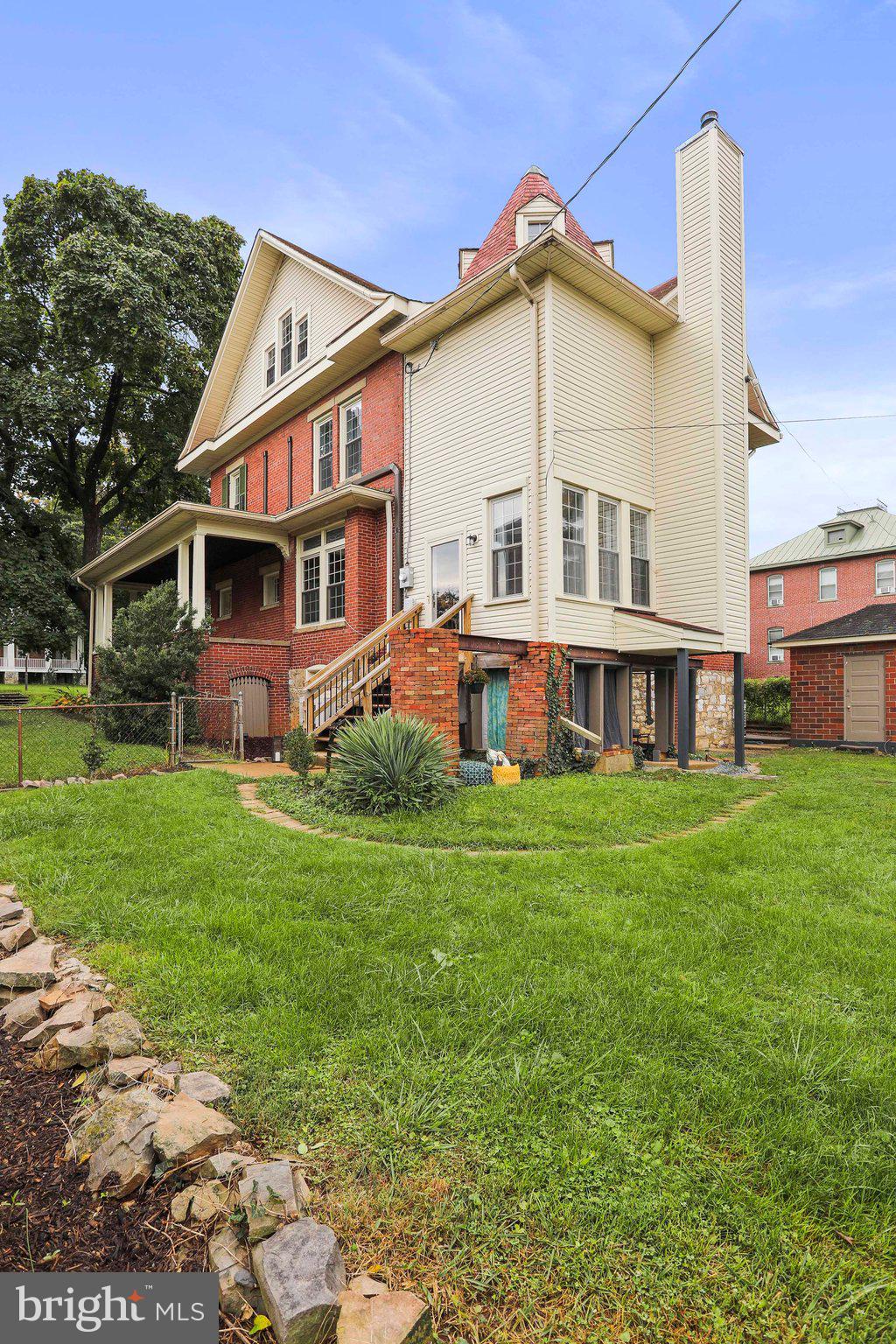 CITY OF CHARLES TOWN - Residential