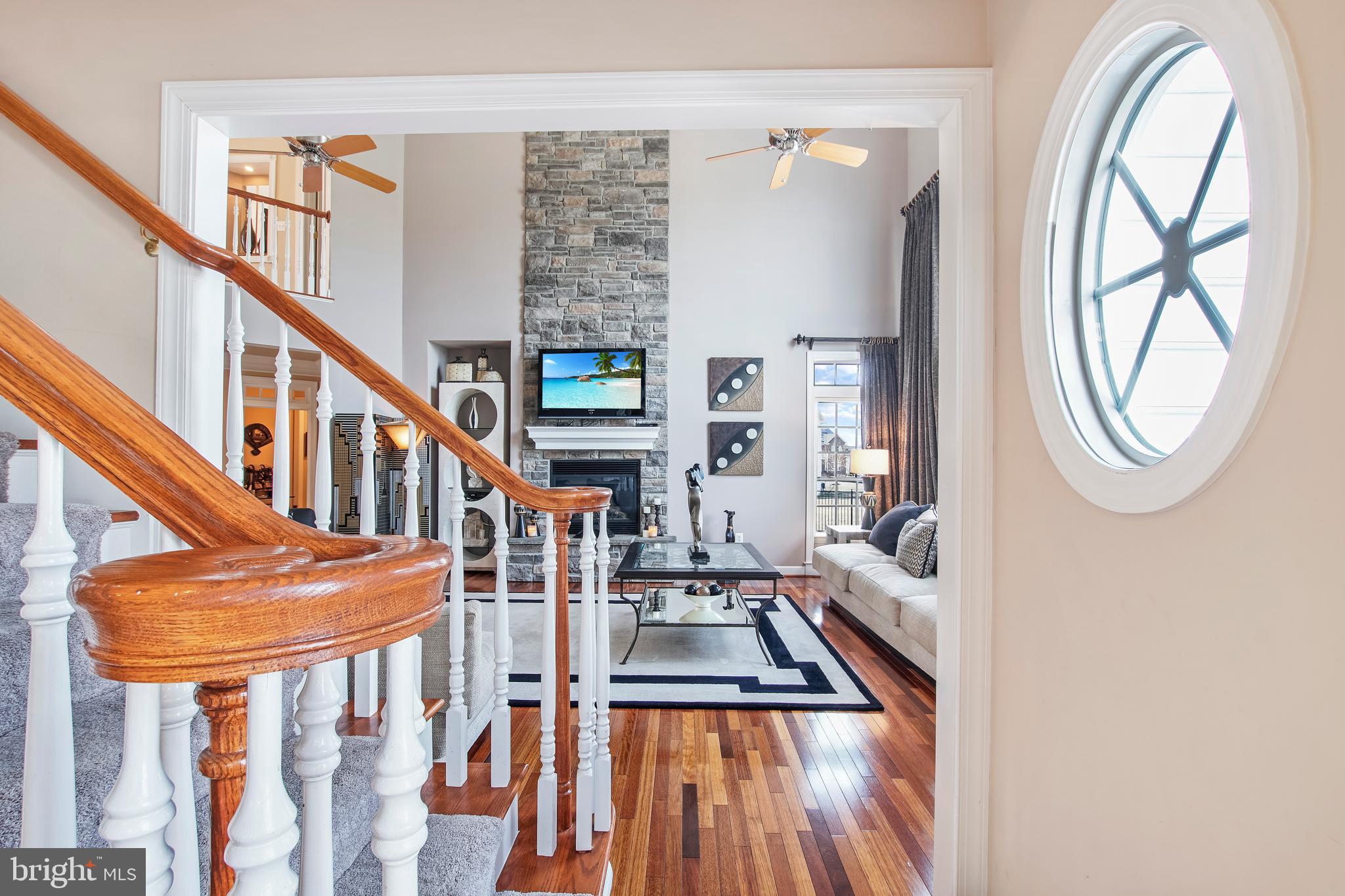 FAIRVIEW MANOR - Residential