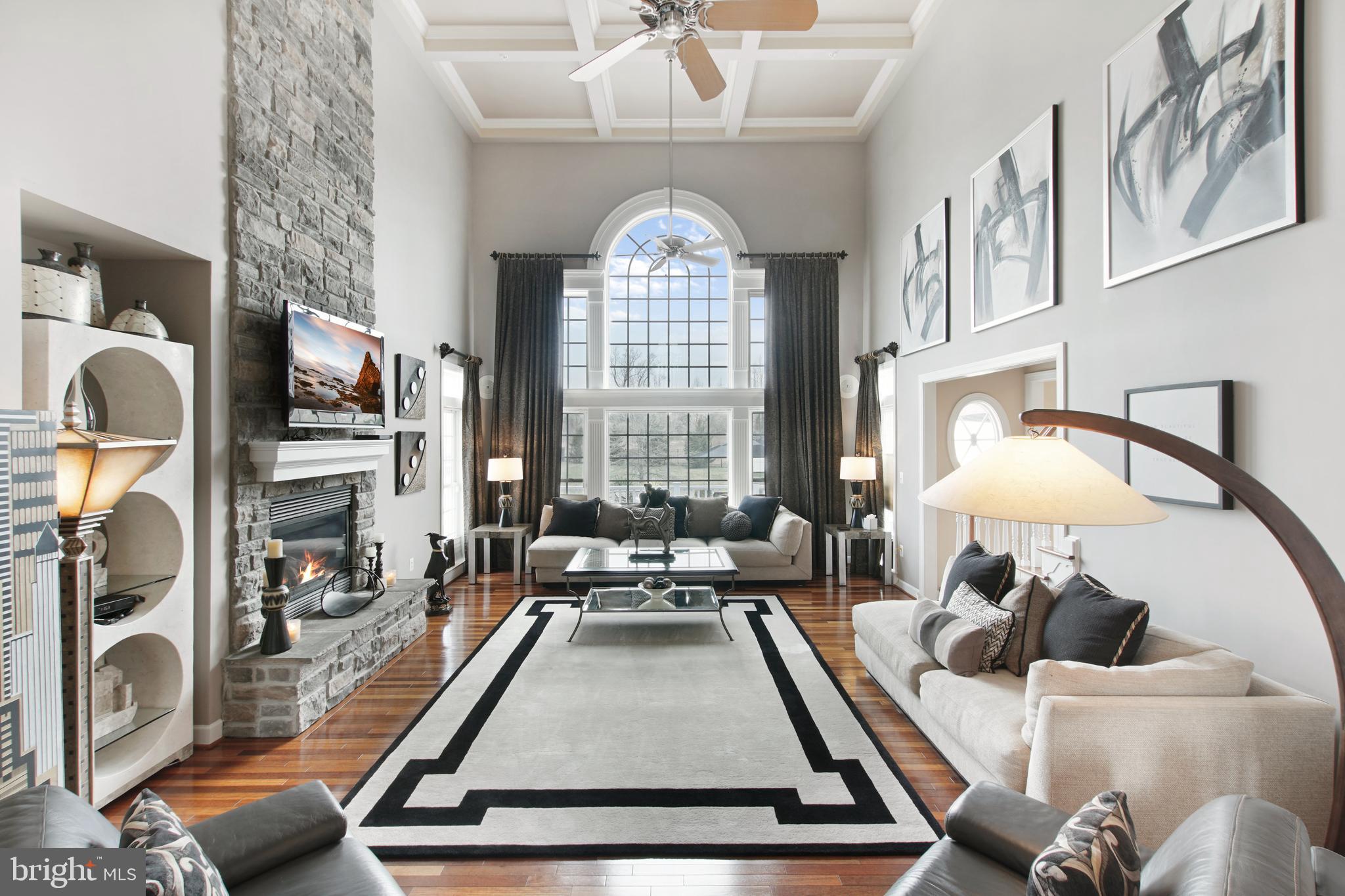 FAIRVIEW MANOR - Residential