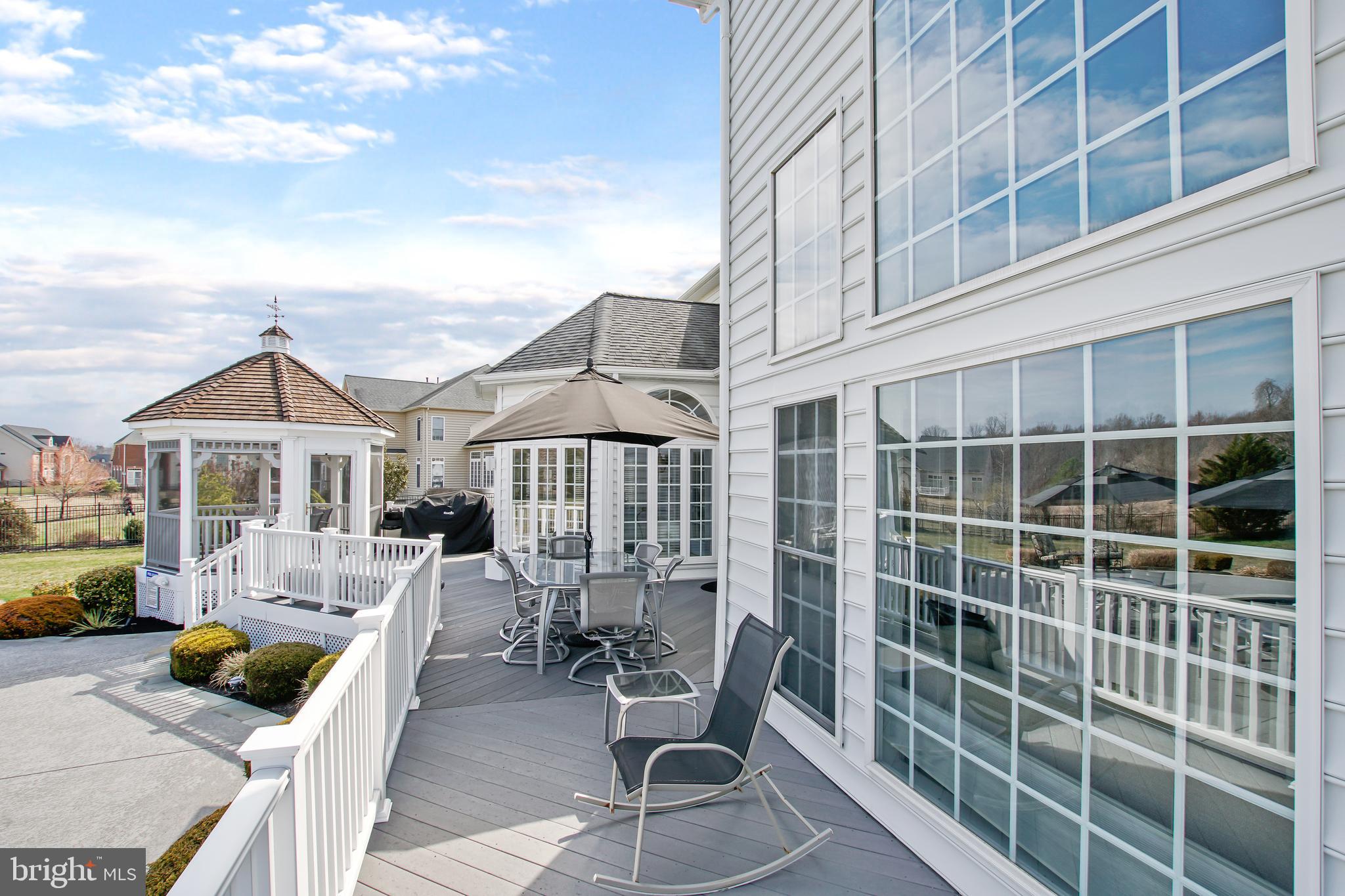 FAIRVIEW MANOR - Residential