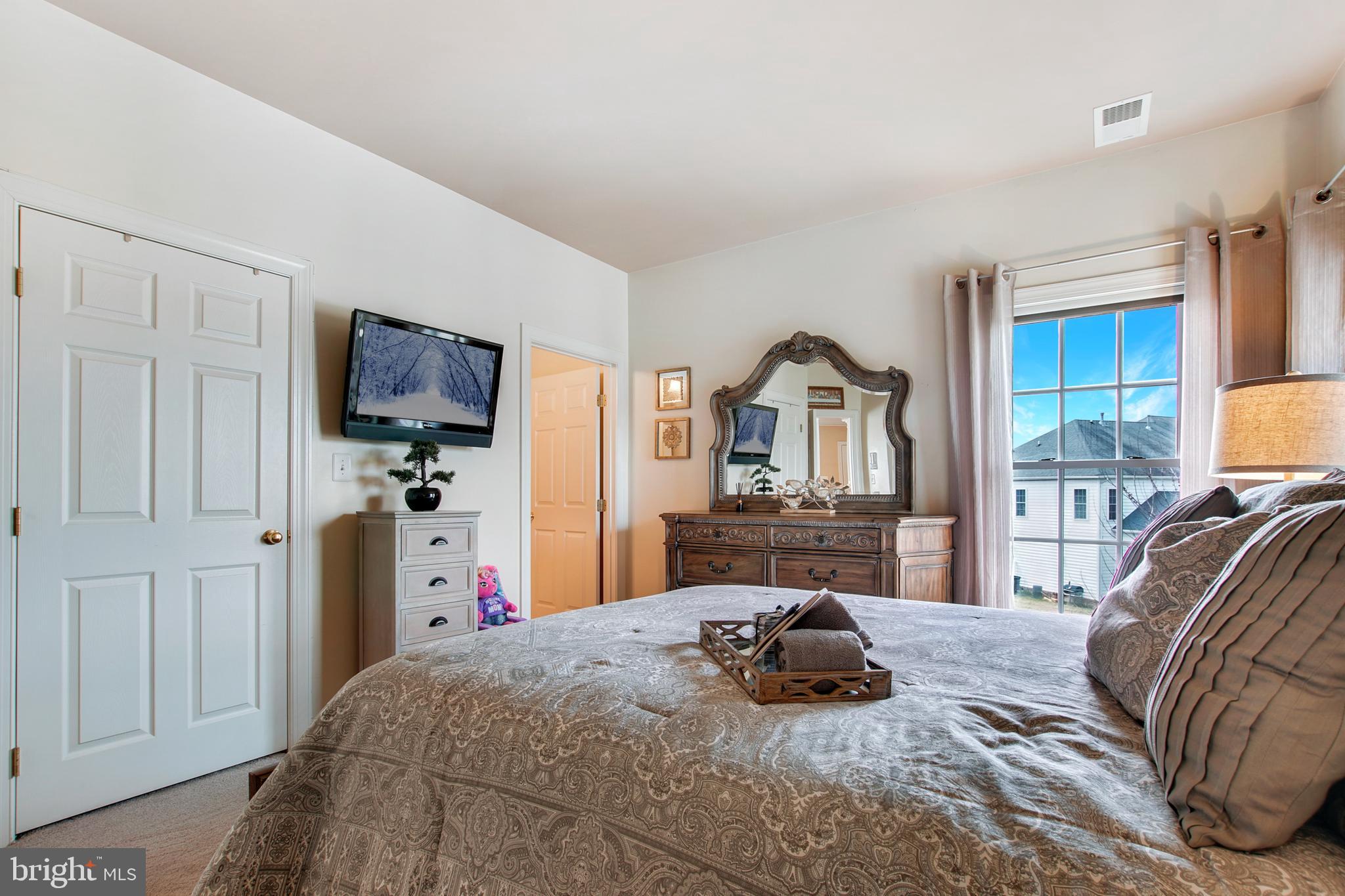 FAIRVIEW MANOR - Residential