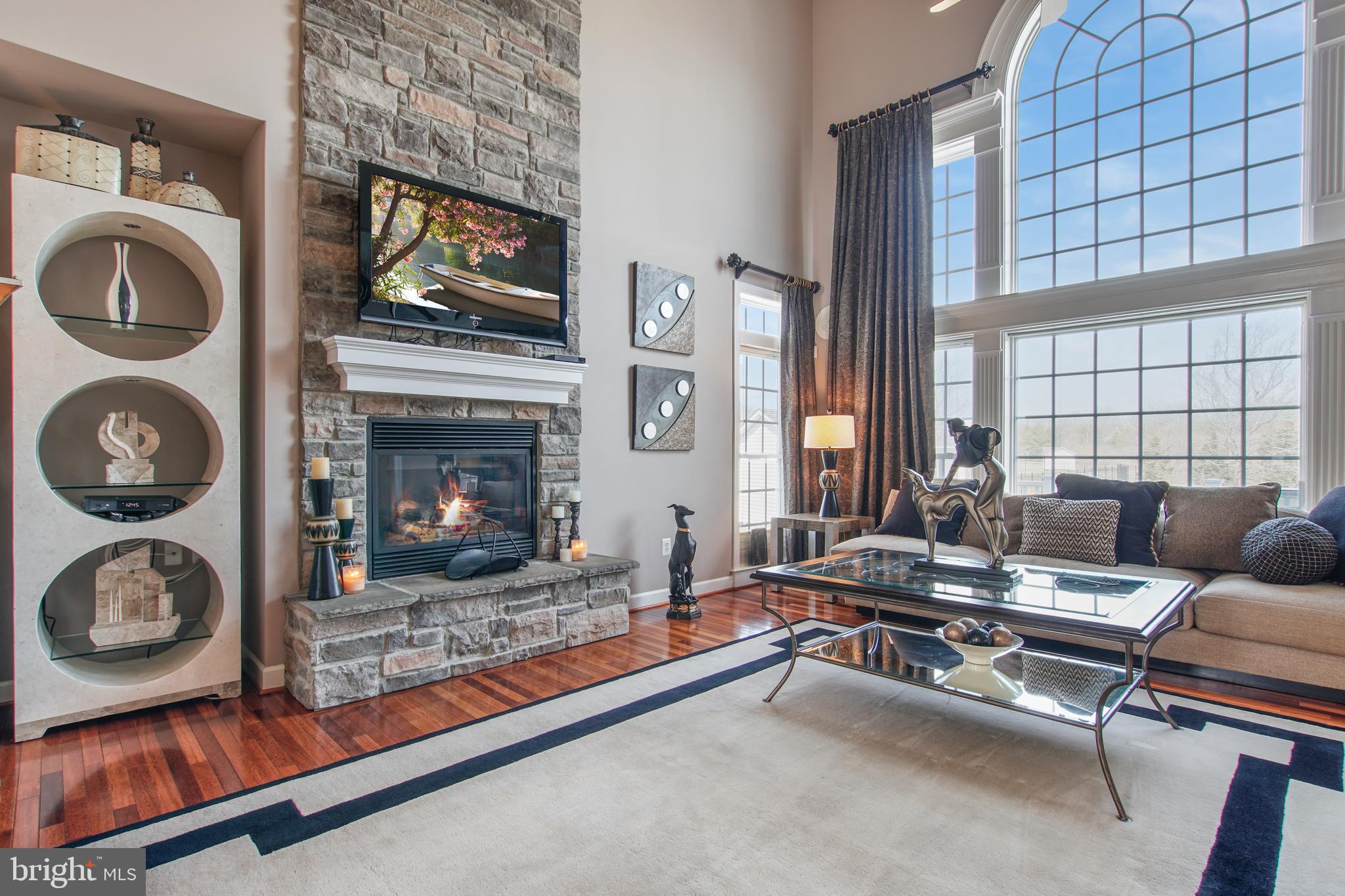 FAIRVIEW MANOR - Residential