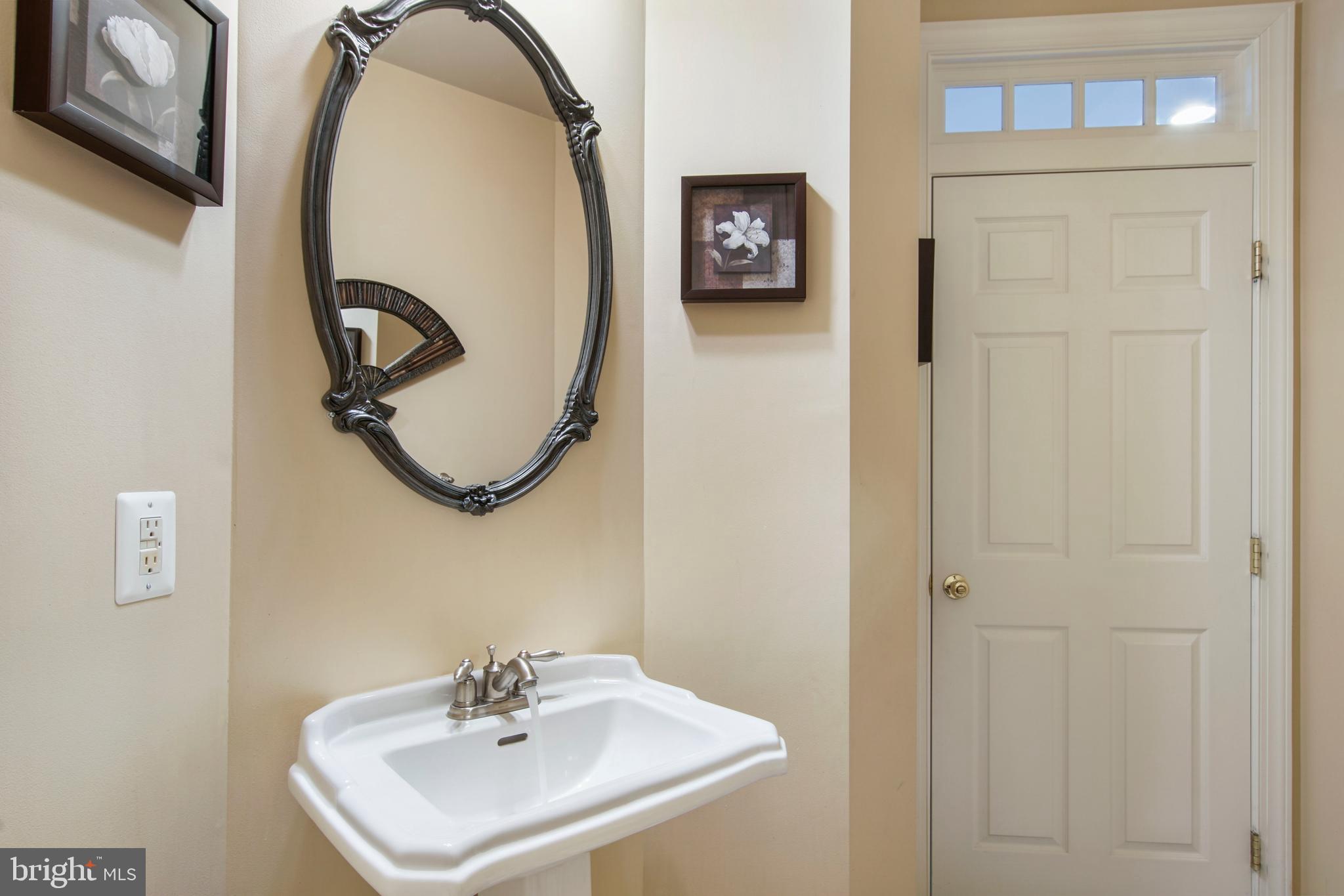 FAIRVIEW MANOR - Residential