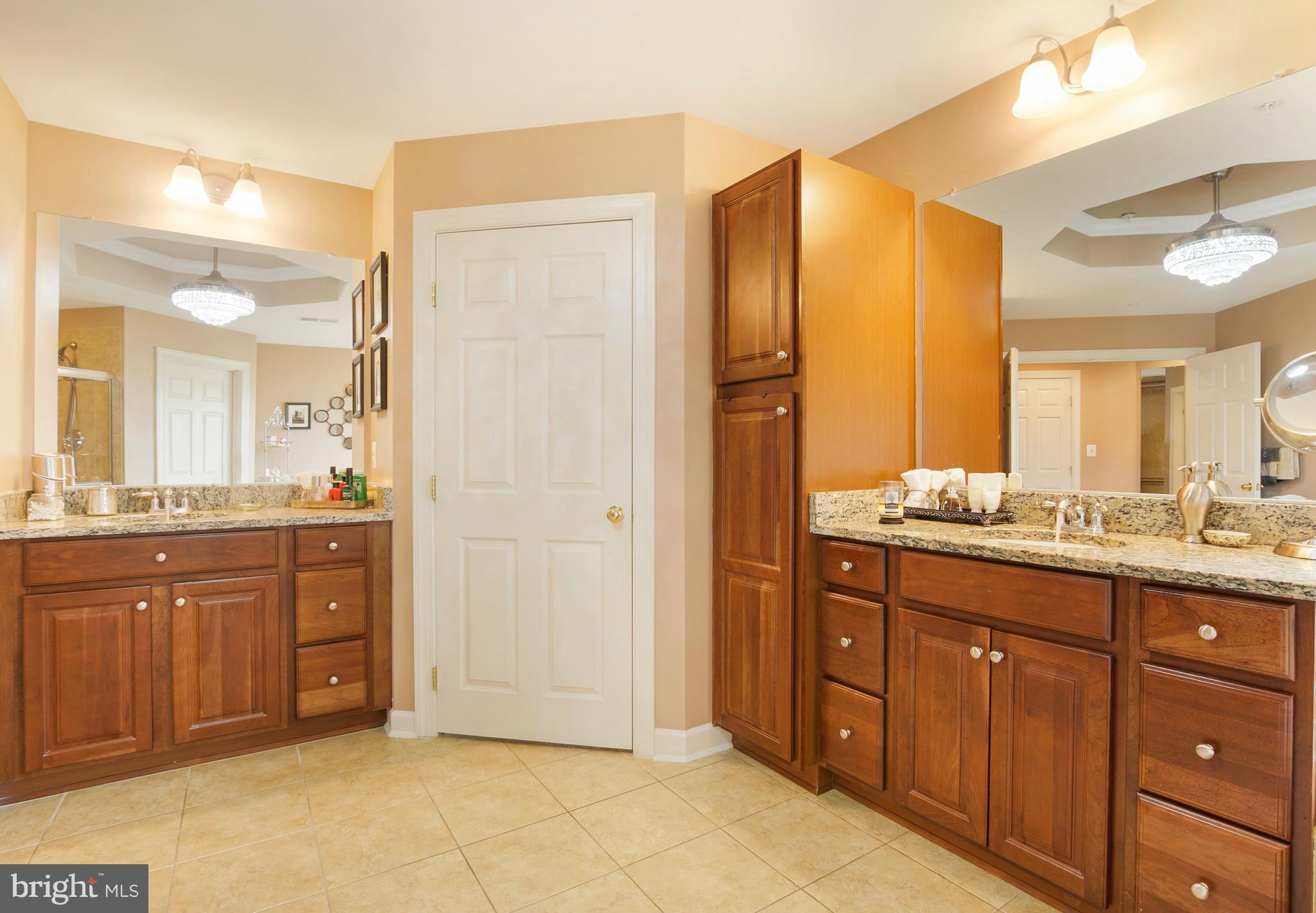 FAIRVIEW MANOR - Residential