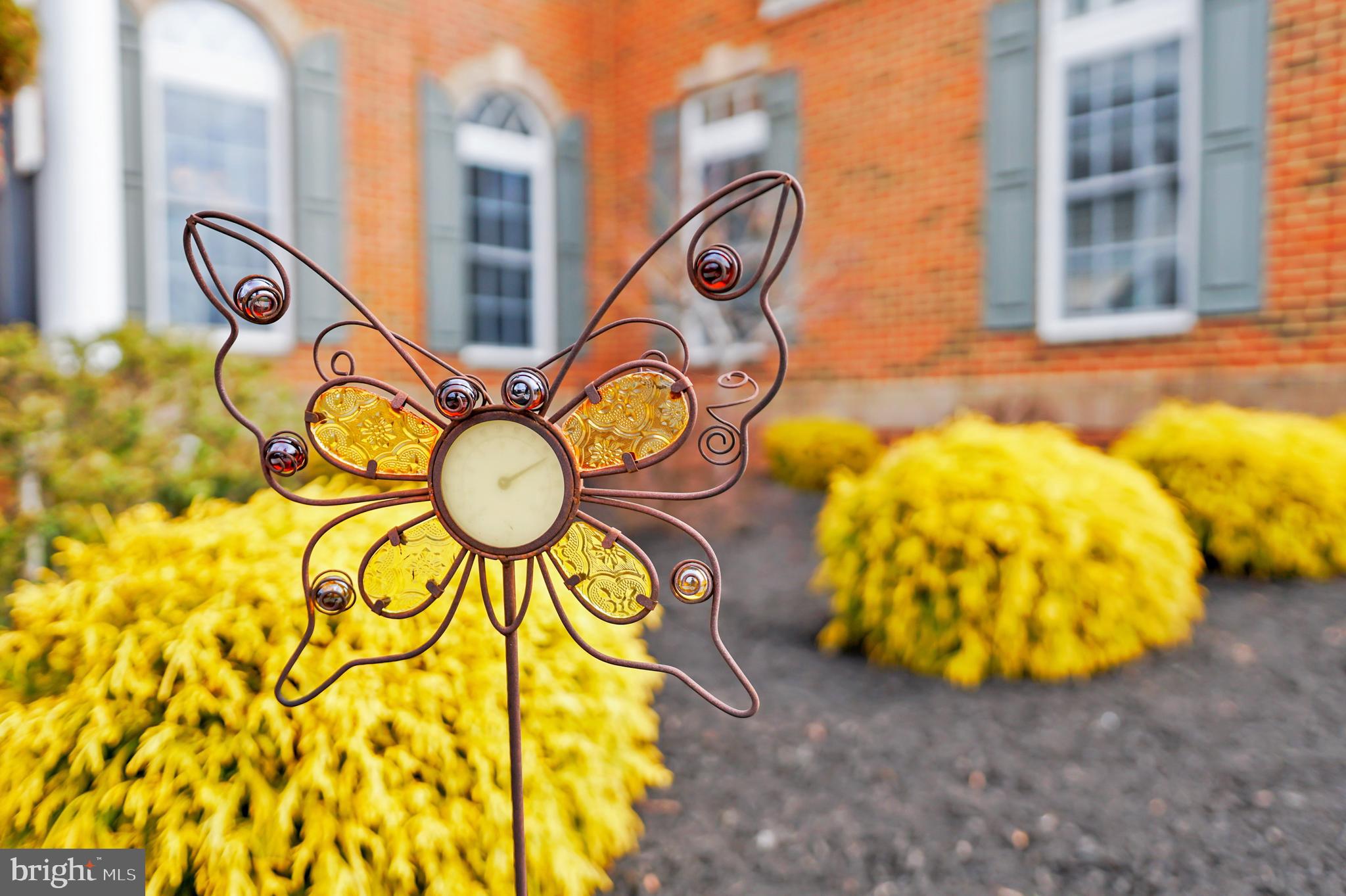 FAIRVIEW MANOR - Residential