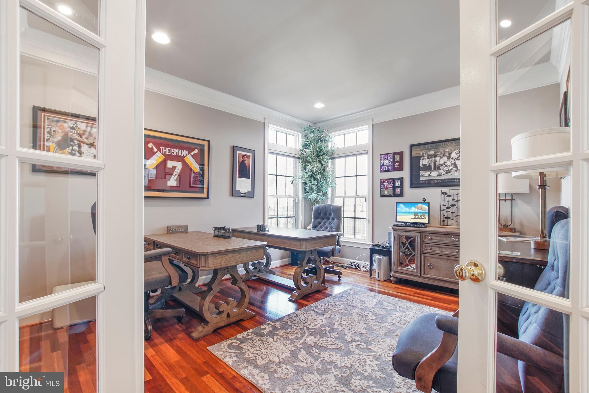 FAIRVIEW MANOR - Residential