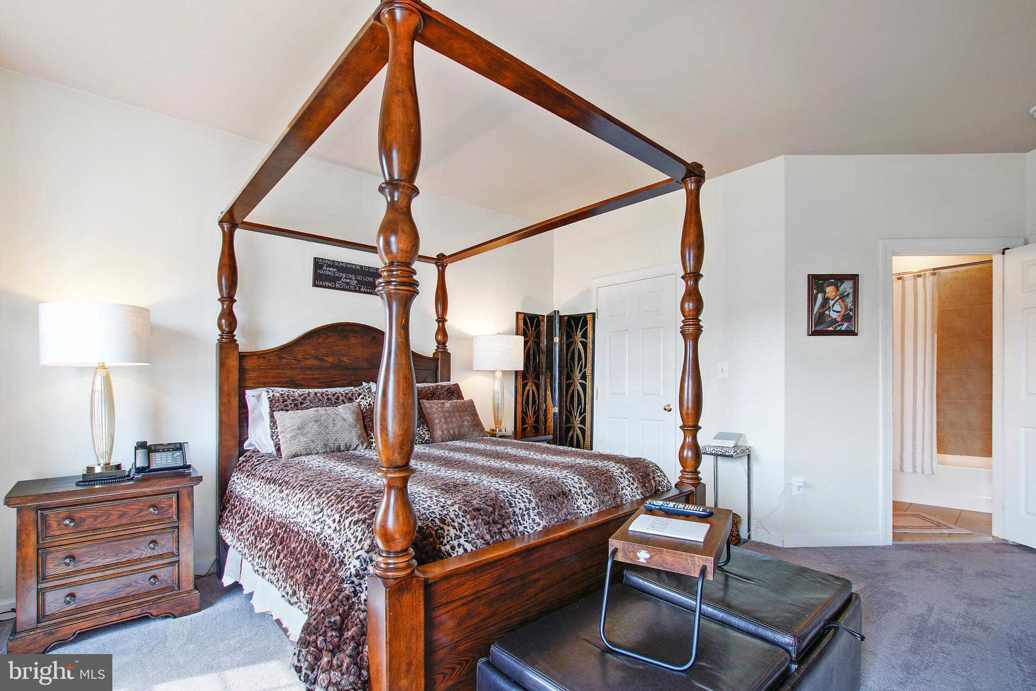 FAIRVIEW MANOR - Residential