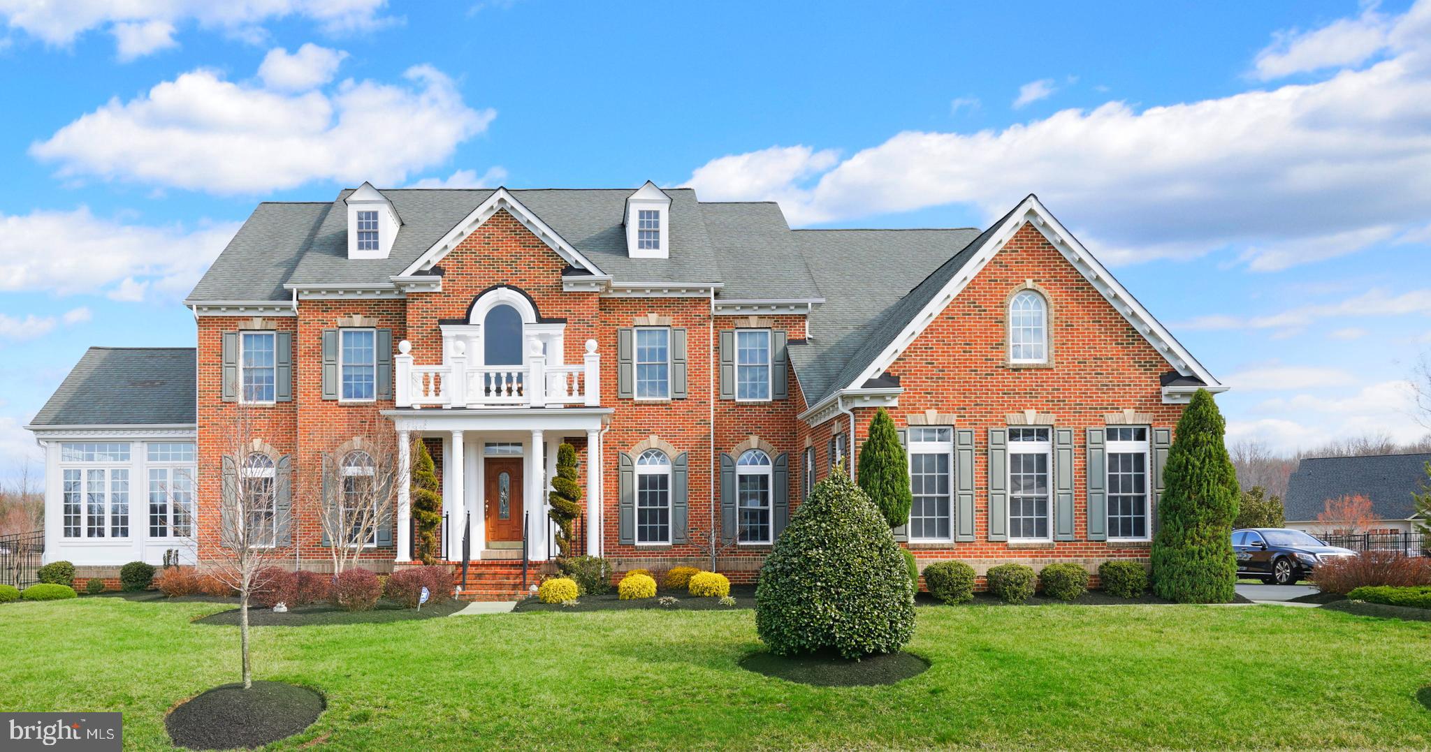 FAIRVIEW MANOR - Residential