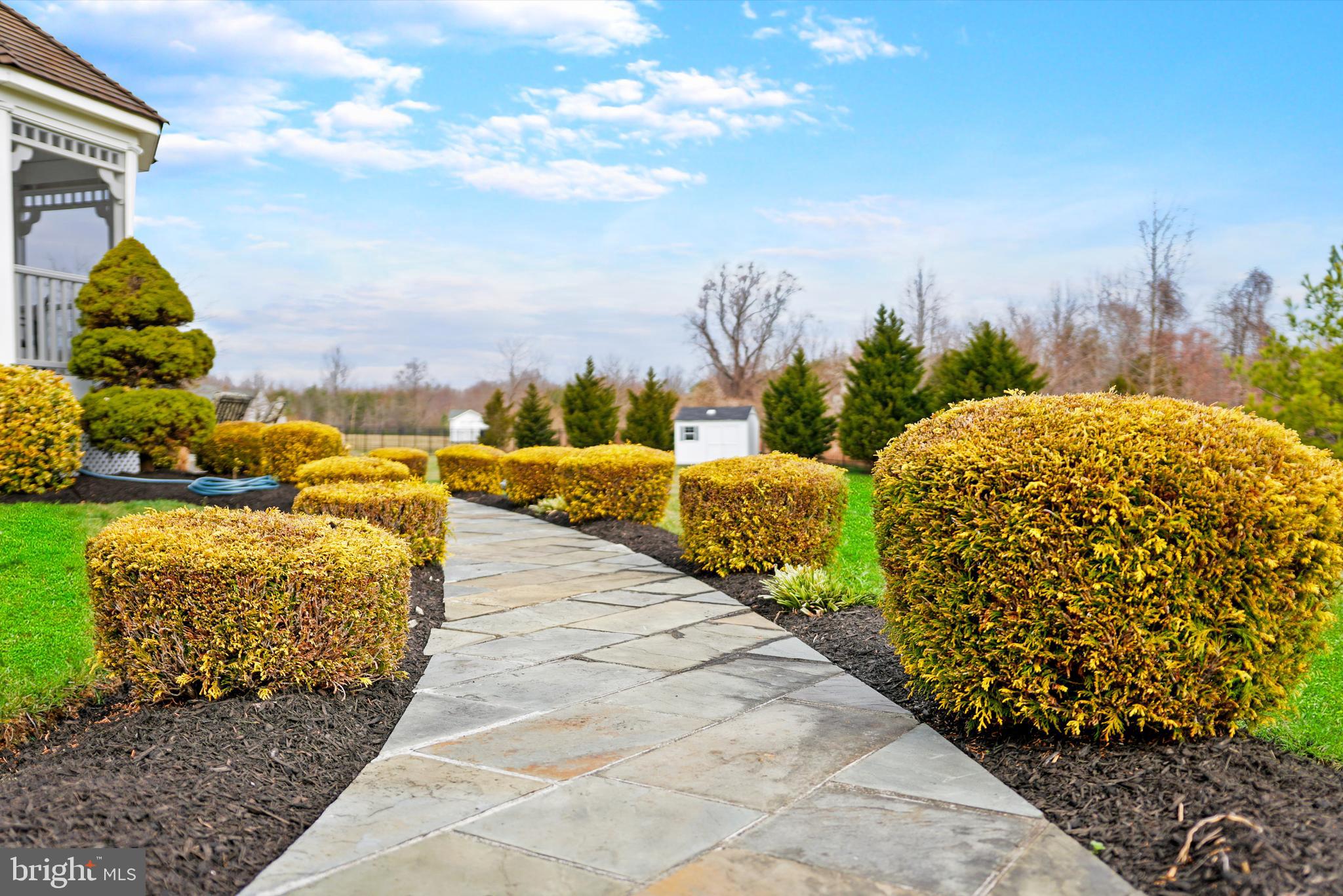 FAIRVIEW MANOR - Residential