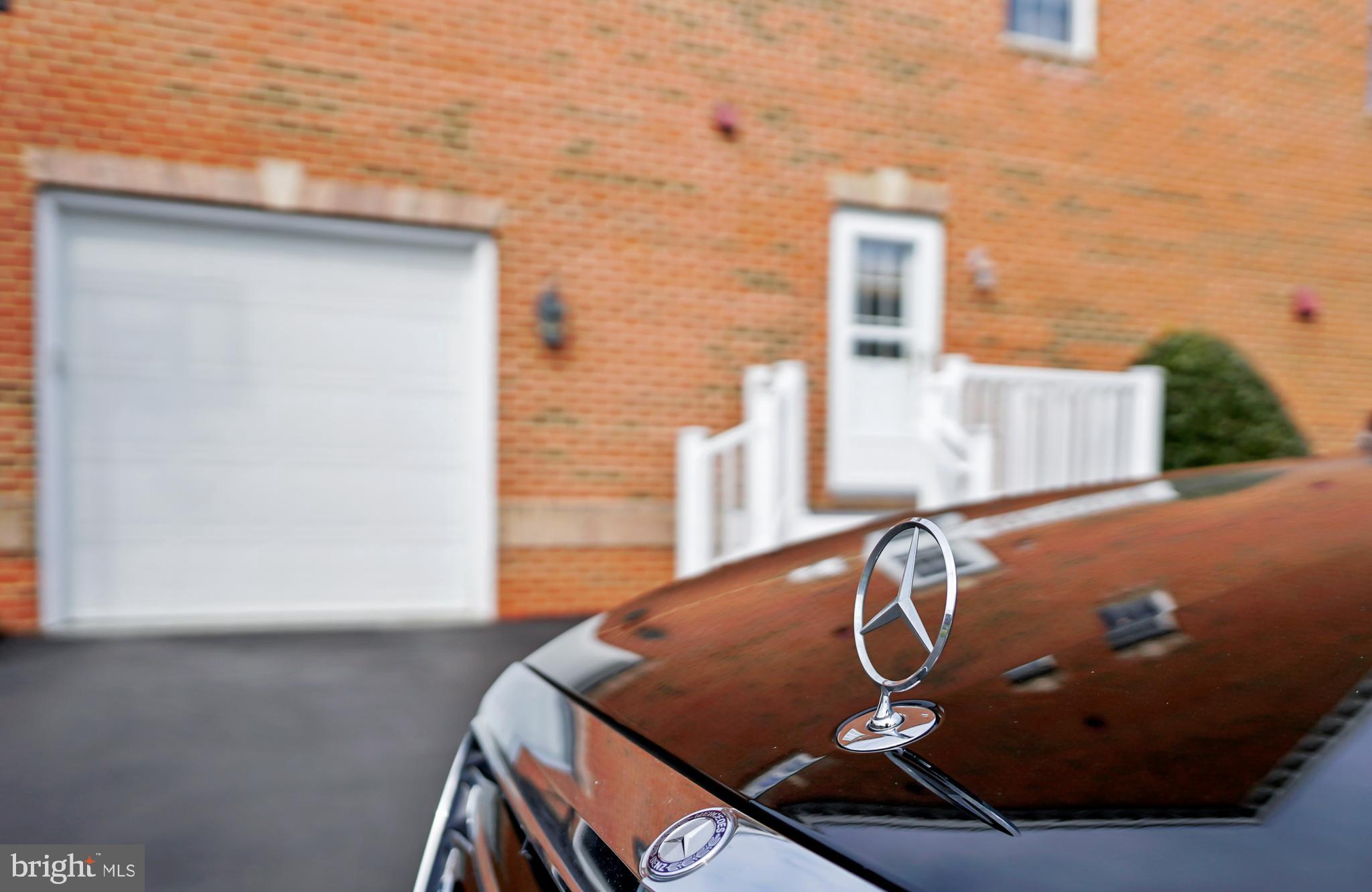 FAIRVIEW MANOR - Residential