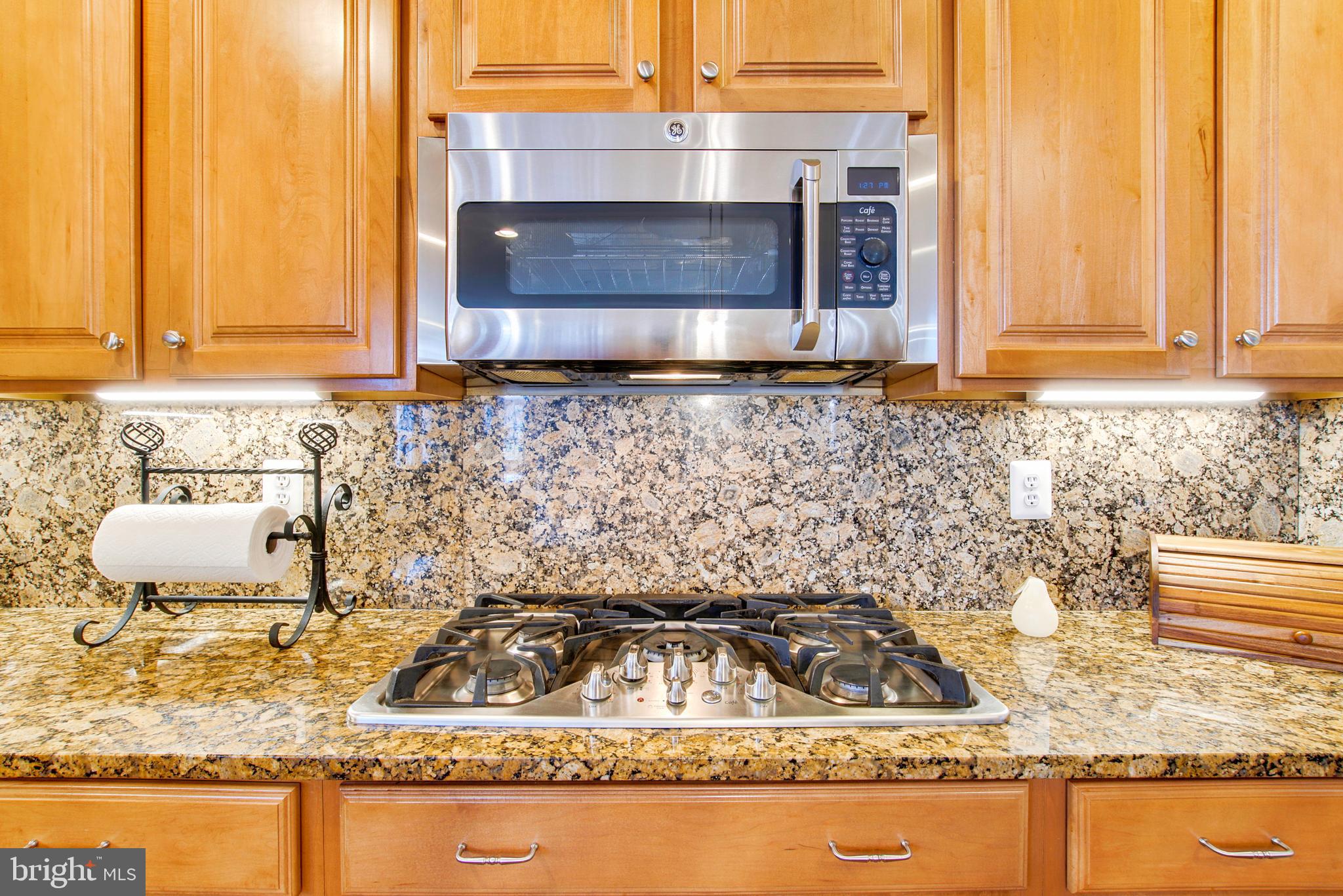 FAIRVIEW MANOR - Residential