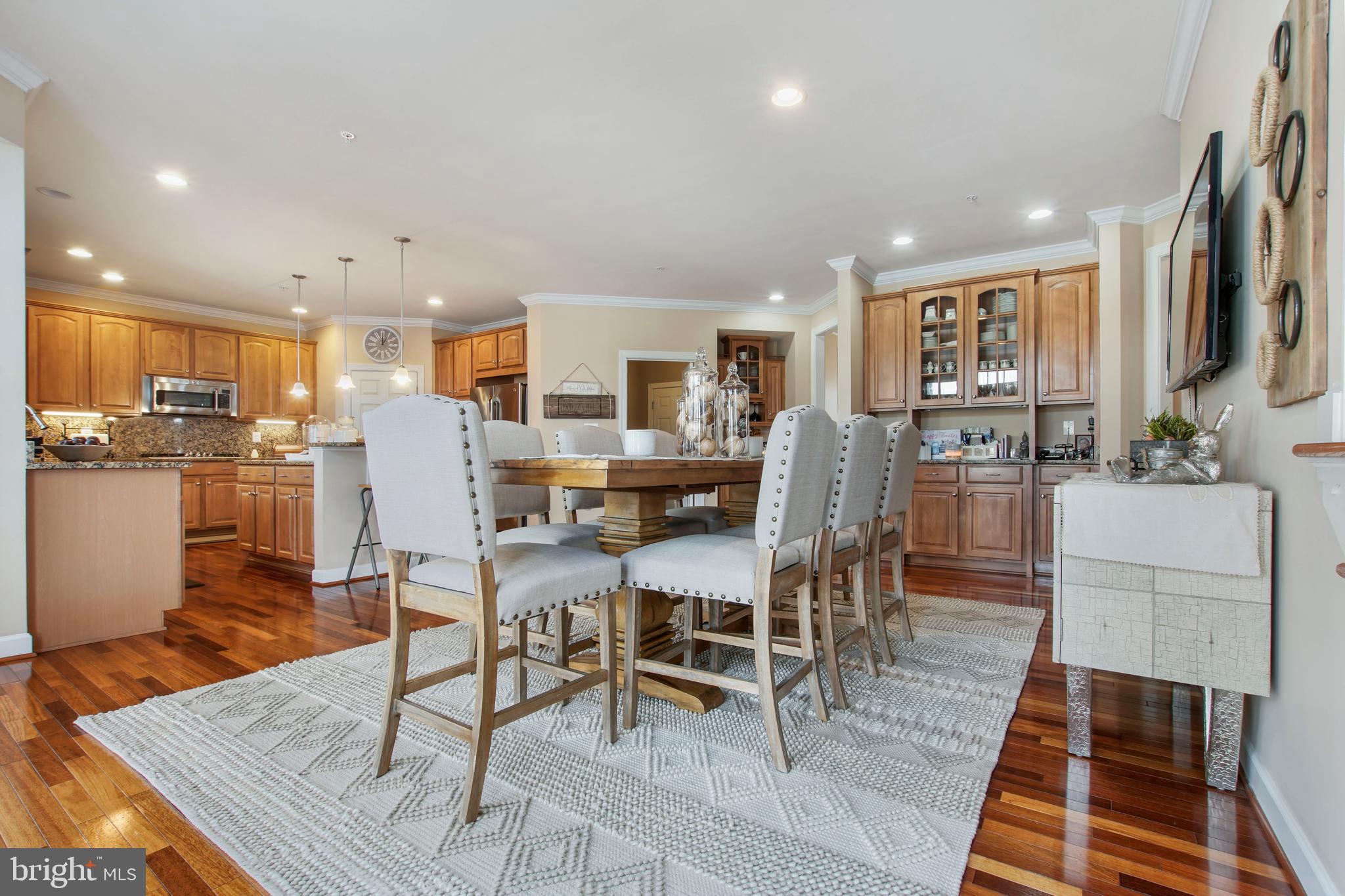 FAIRVIEW MANOR - Residential