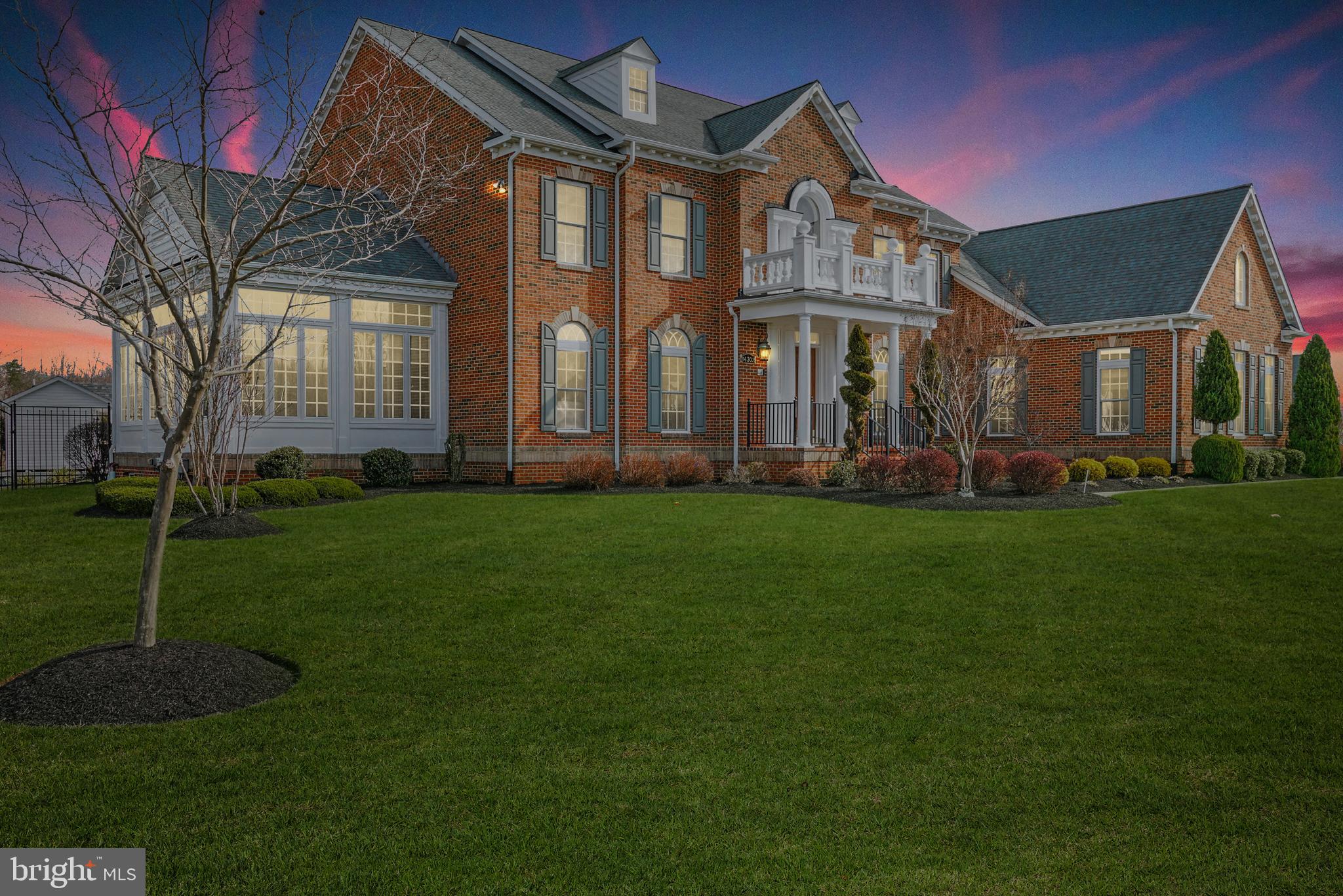 FAIRVIEW MANOR - Residential