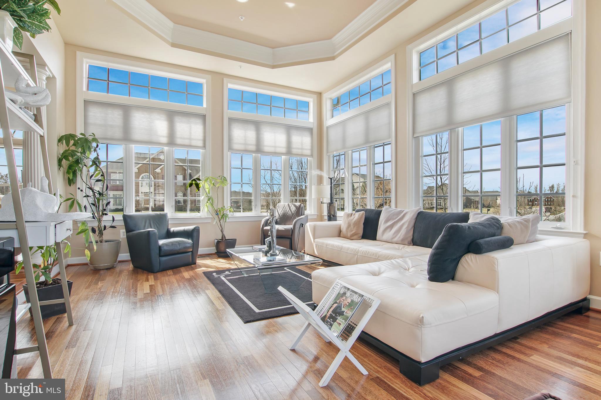 FAIRVIEW MANOR - Residential