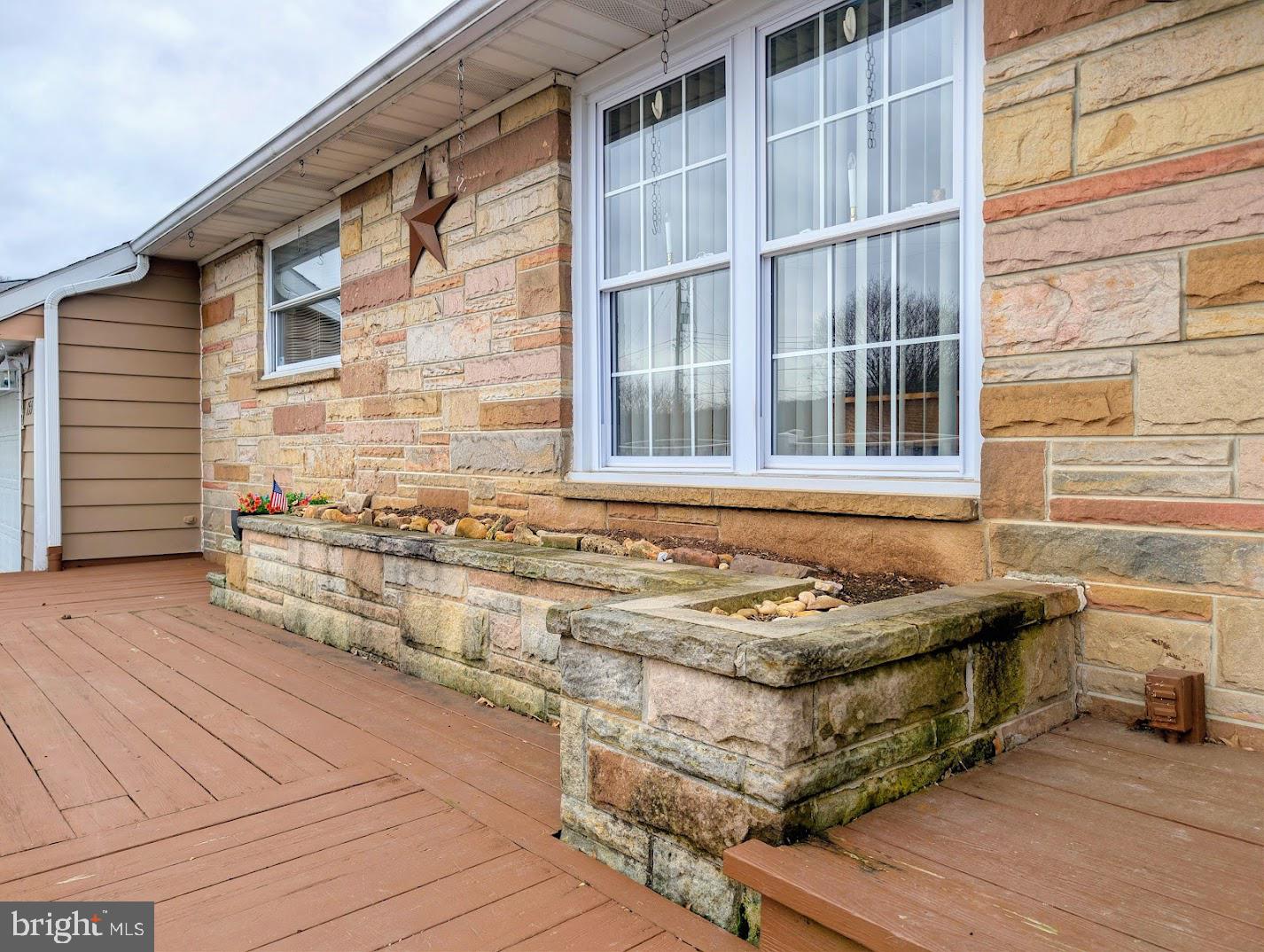 MEADOWBROOK TERRACE - Residential