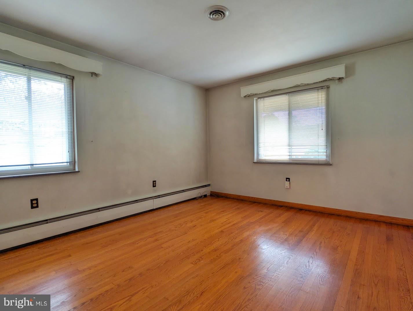 MEADOWBROOK TERRACE - Residential