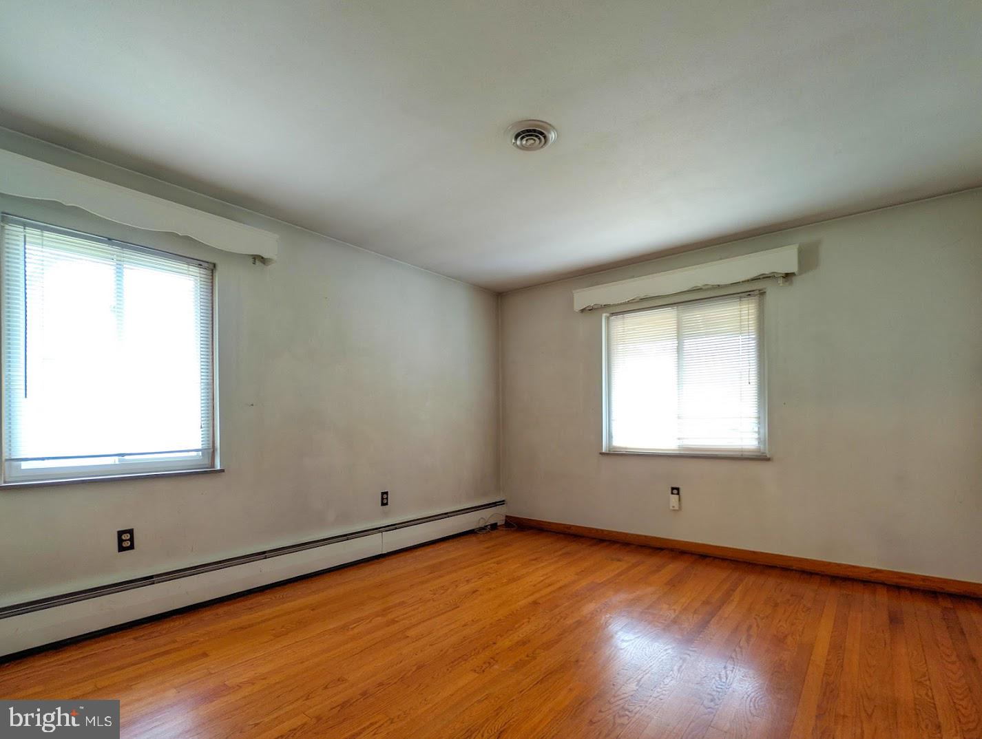 MEADOWBROOK TERRACE - Residential