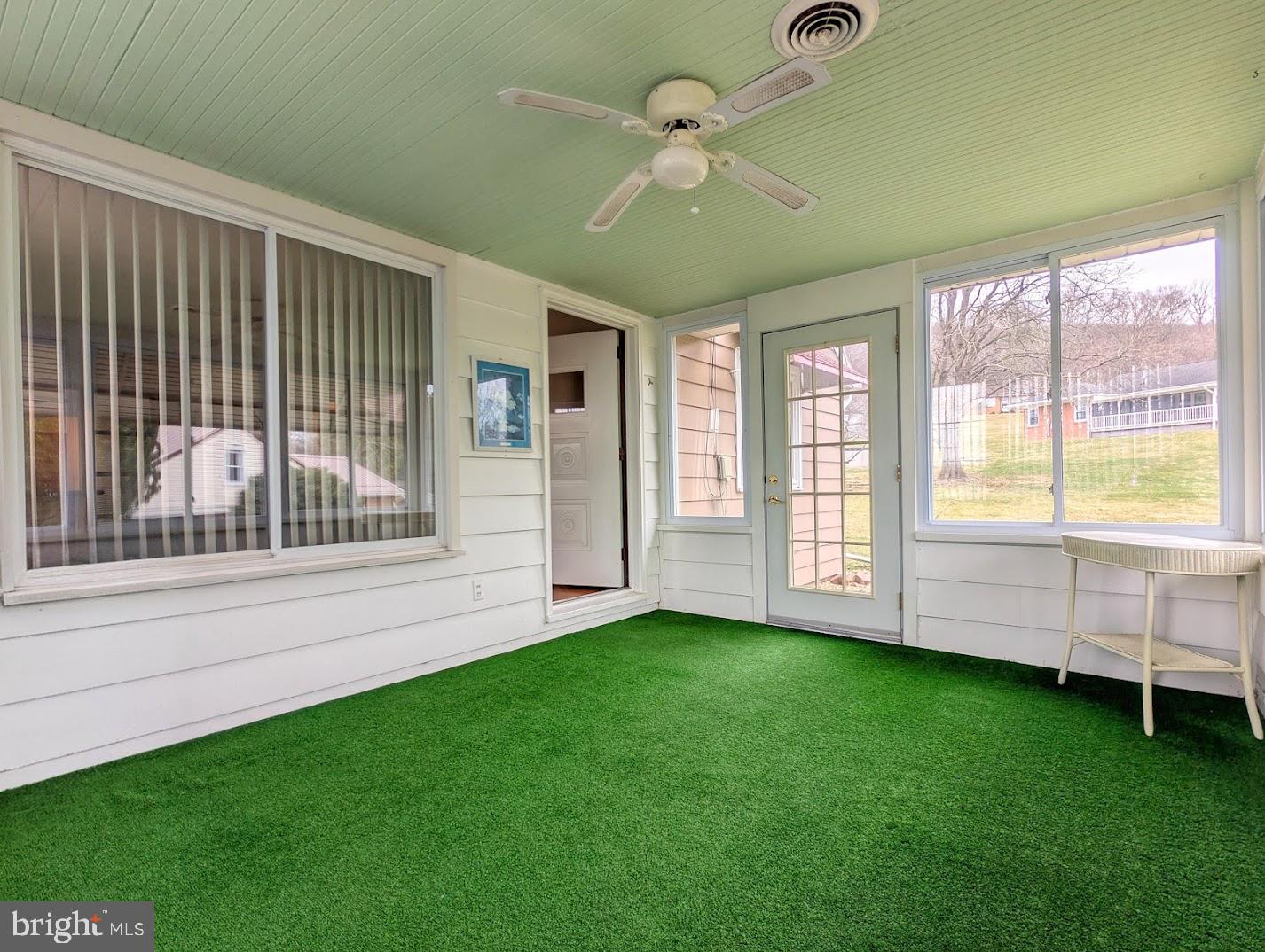 MEADOWBROOK TERRACE - Residential