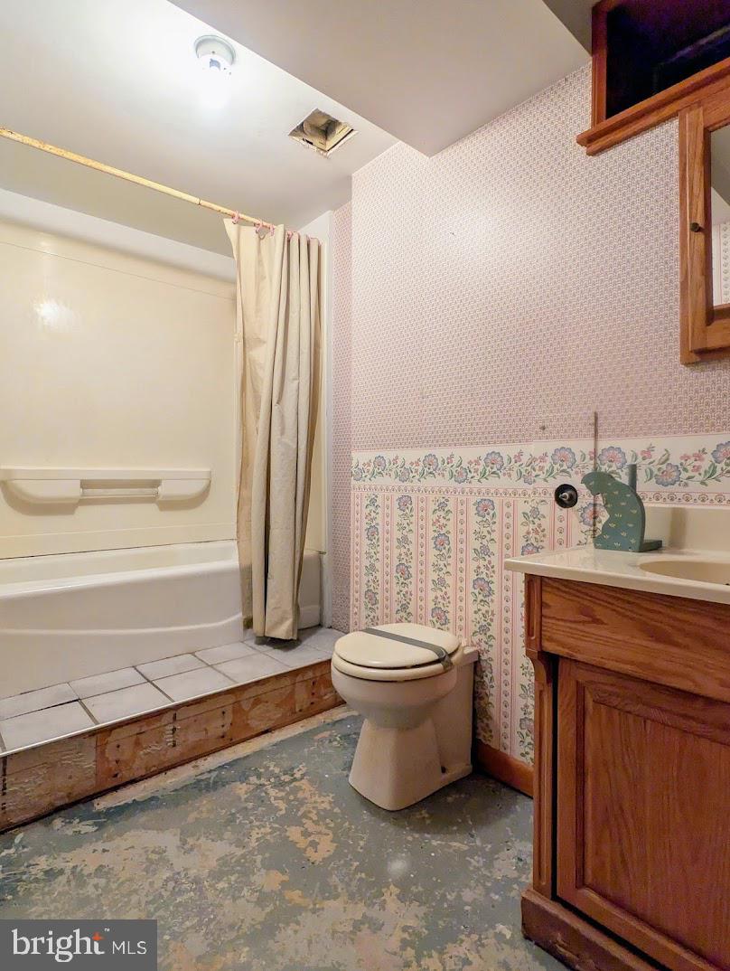 MEADOWBROOK TERRACE - Residential