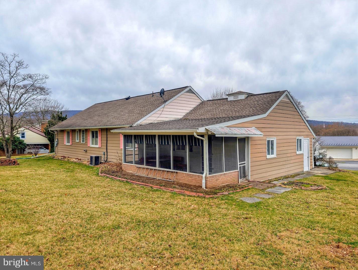 MEADOWBROOK TERRACE - Residential