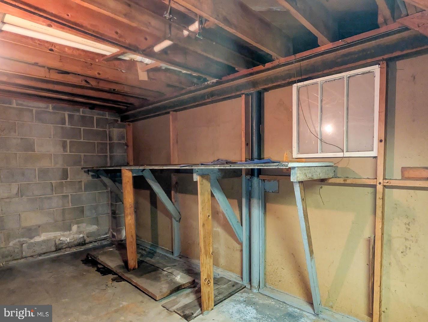 MEADOWBROOK TERRACE - Residential