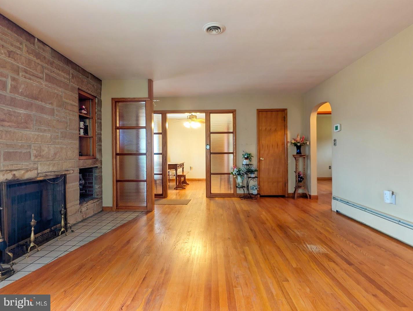 MEADOWBROOK TERRACE - Residential