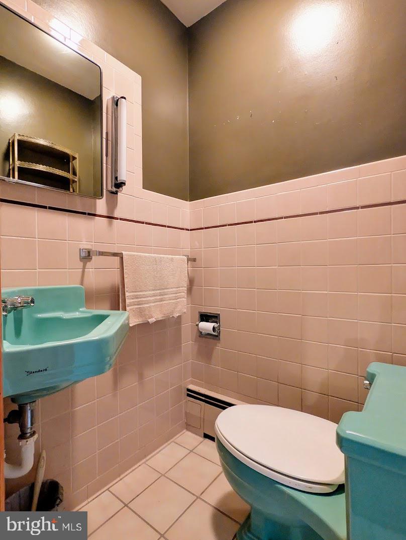 MEADOWBROOK TERRACE - Residential