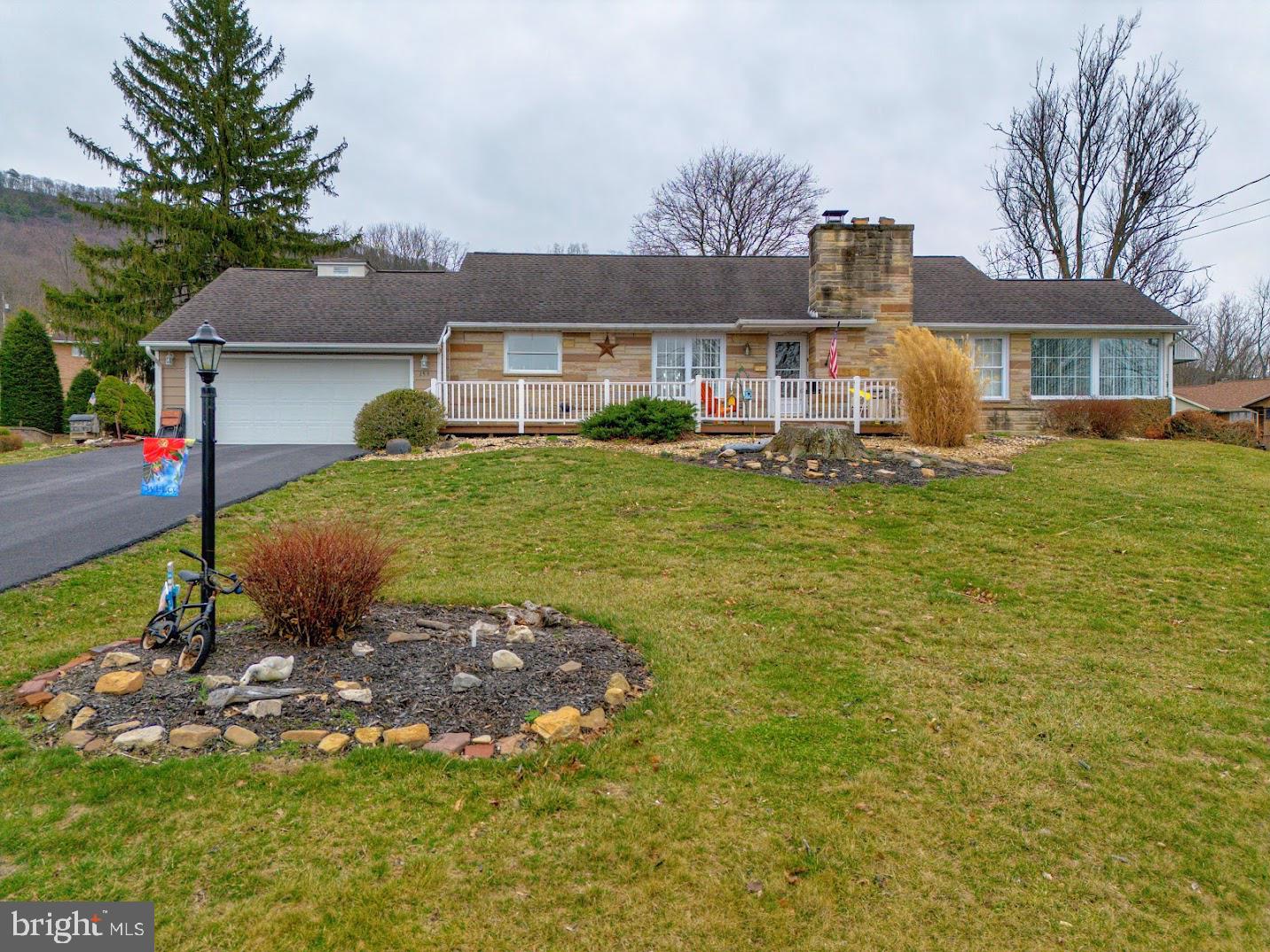 MEADOWBROOK TERRACE - Residential