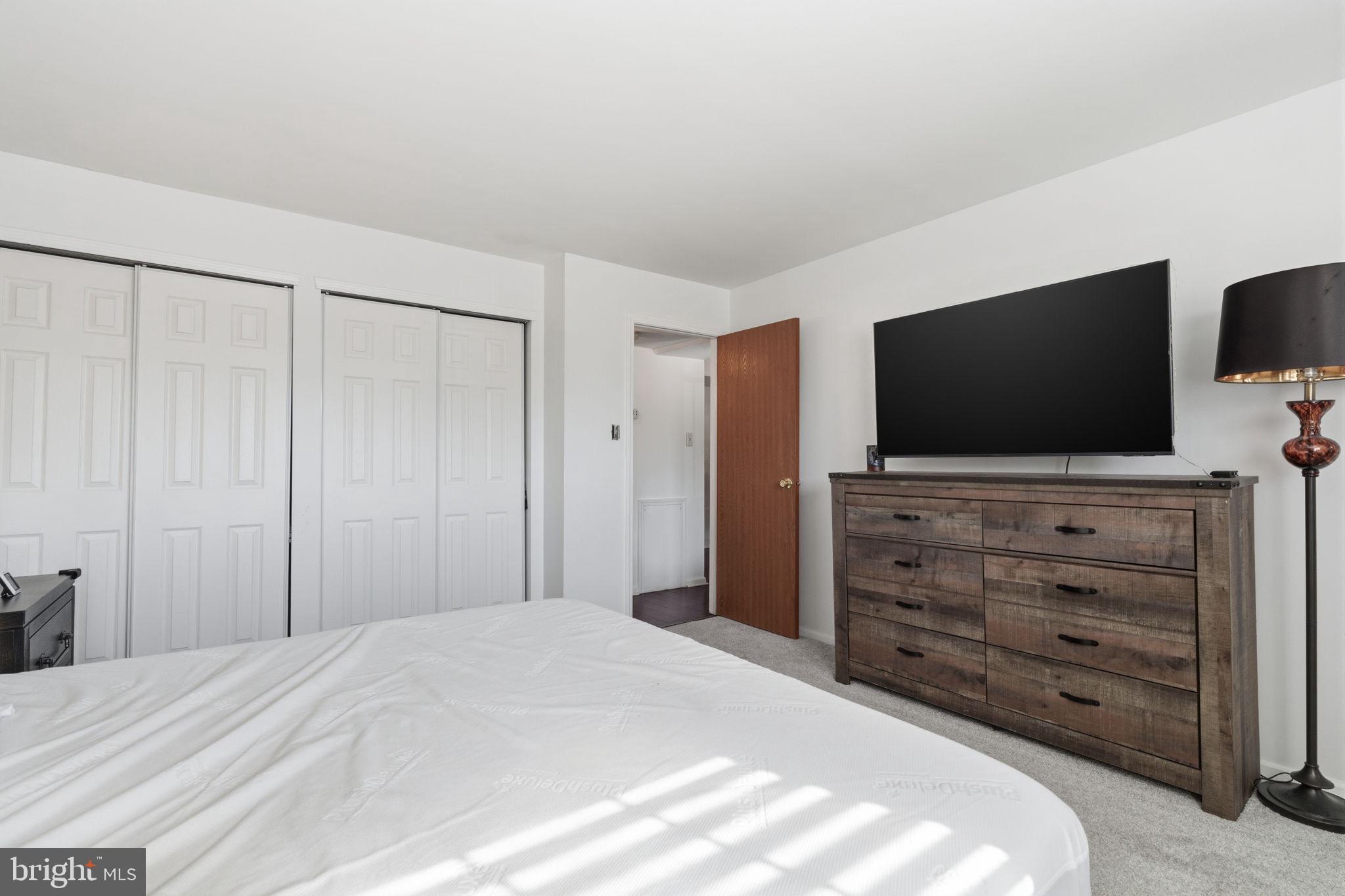 GRAVEL HILL STATIO - Residential