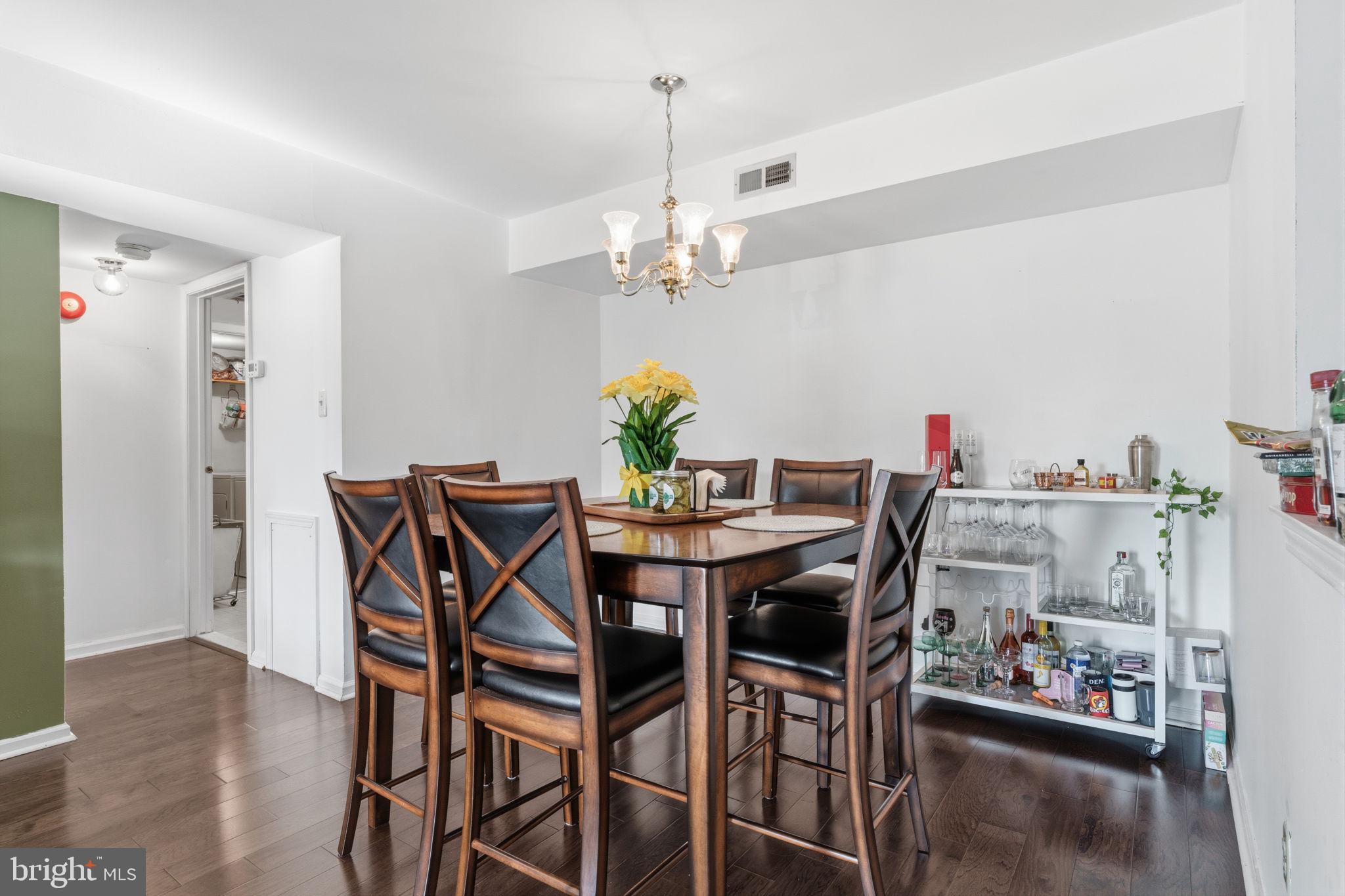 GRAVEL HILL STATIO - Residential