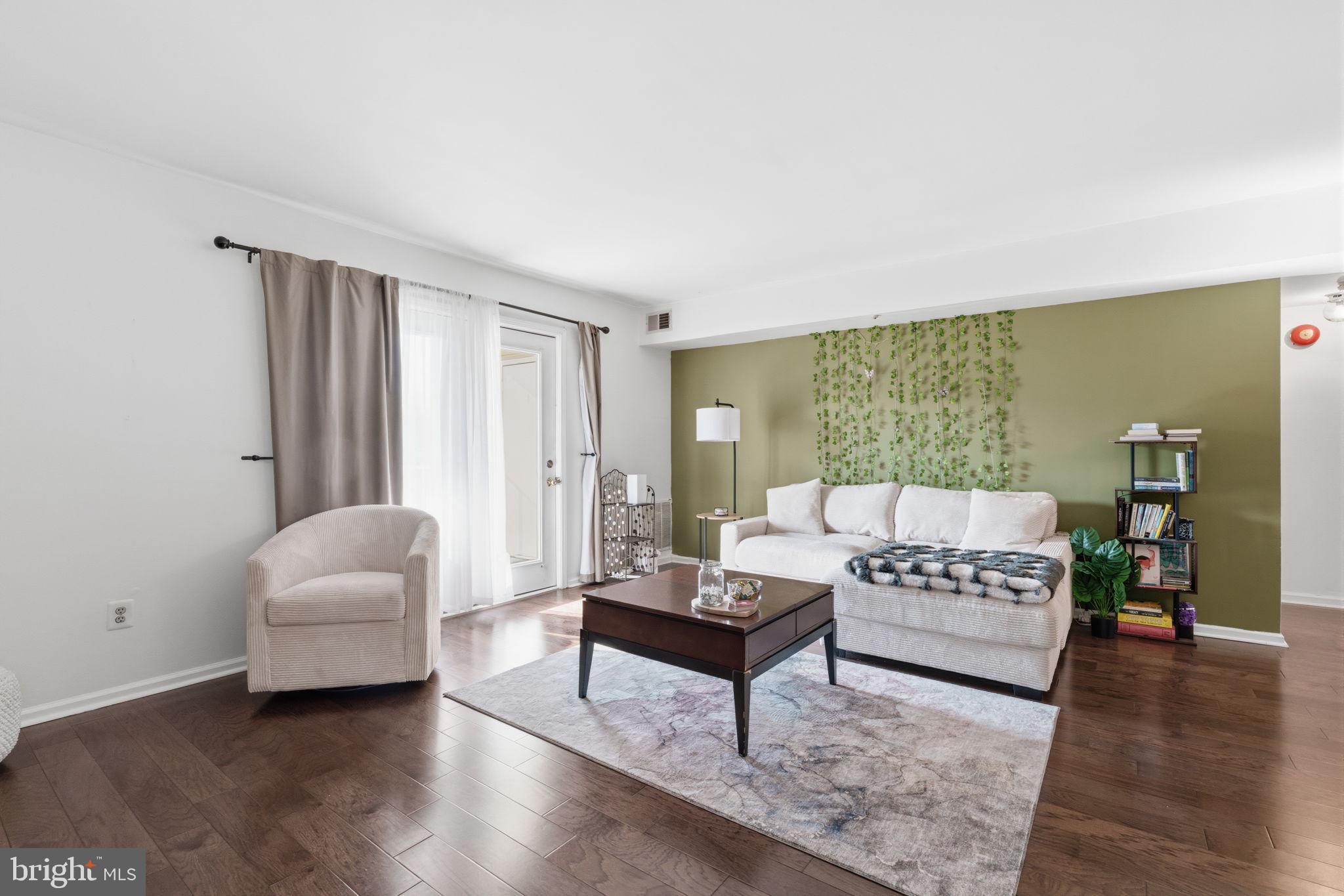 GRAVEL HILL STATIO - Residential