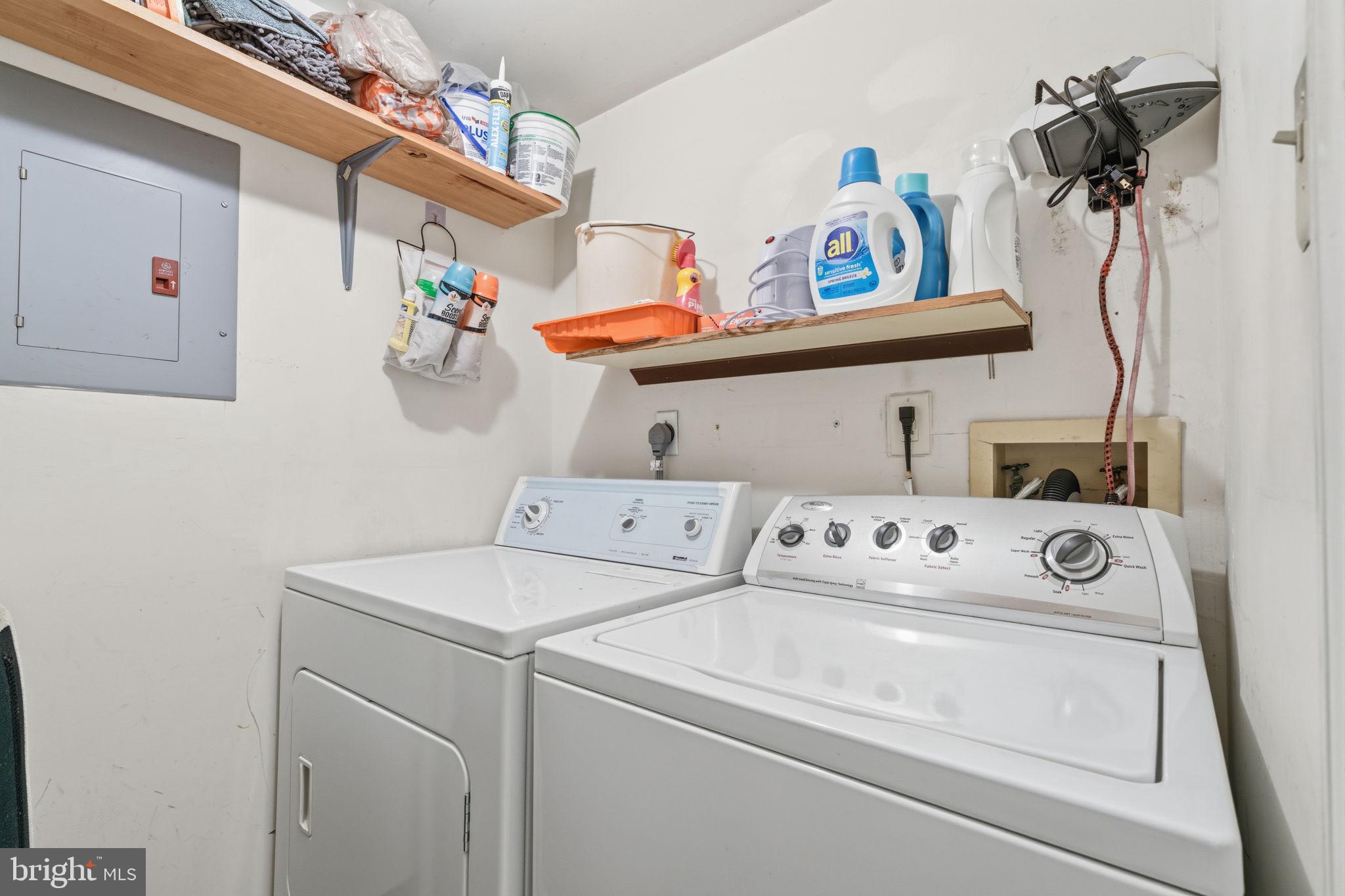 GRAVEL HILL STATIO - Residential