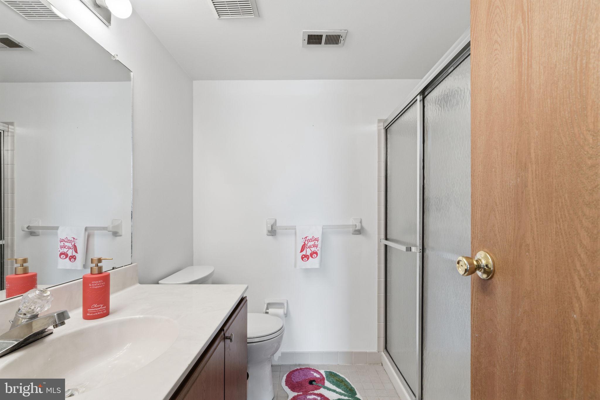 GRAVEL HILL STATIO - Residential