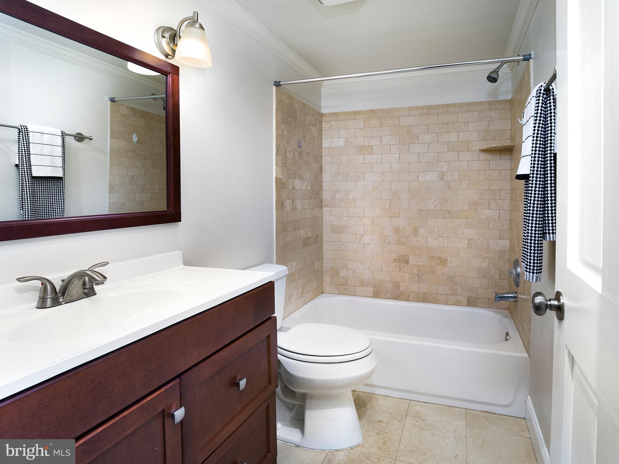 GLENHARDIE CONDOS - Residential